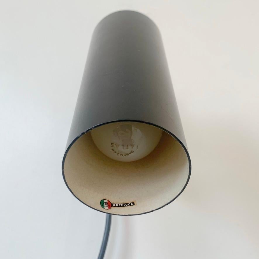 Gino Sarfatti Vintage Model 31 B Black Sconce,  Arteluce, Italy For Sale 2