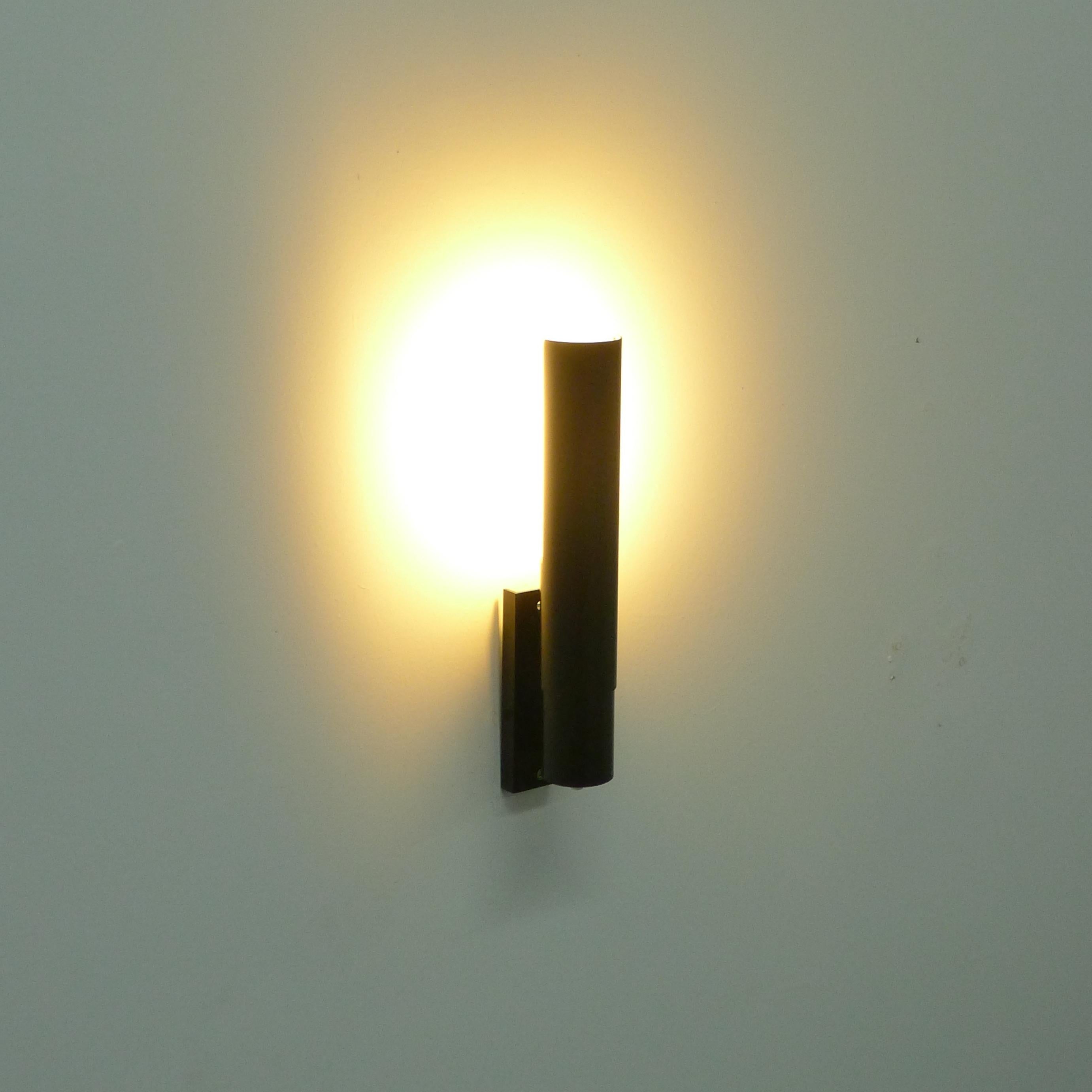 Mid-Century Modern Gino Sarfatti, Wall Light, model 211, designed 1955, made by Arteluce 1950s For Sale