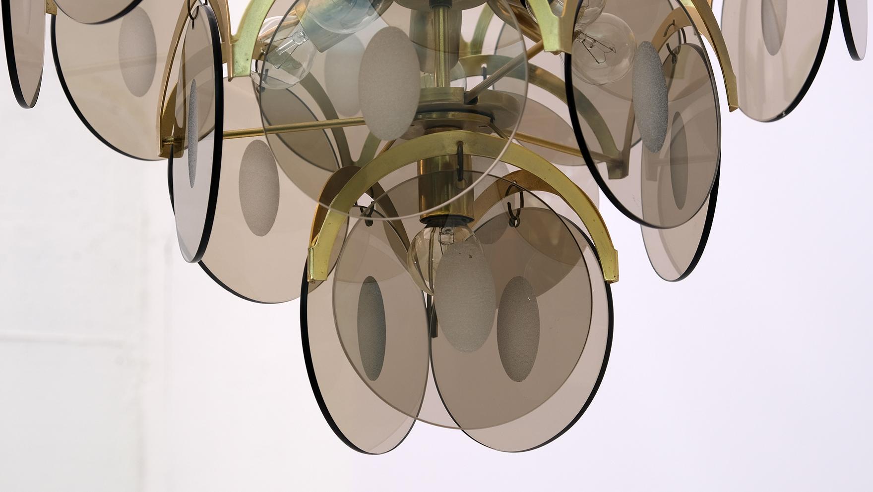 Moderner Kronleuchter aus Bernsteinglas und Messing von Gino Vistosi aus der Mitte des Jahrhunderts, 1970er Jahre im Angebot 3