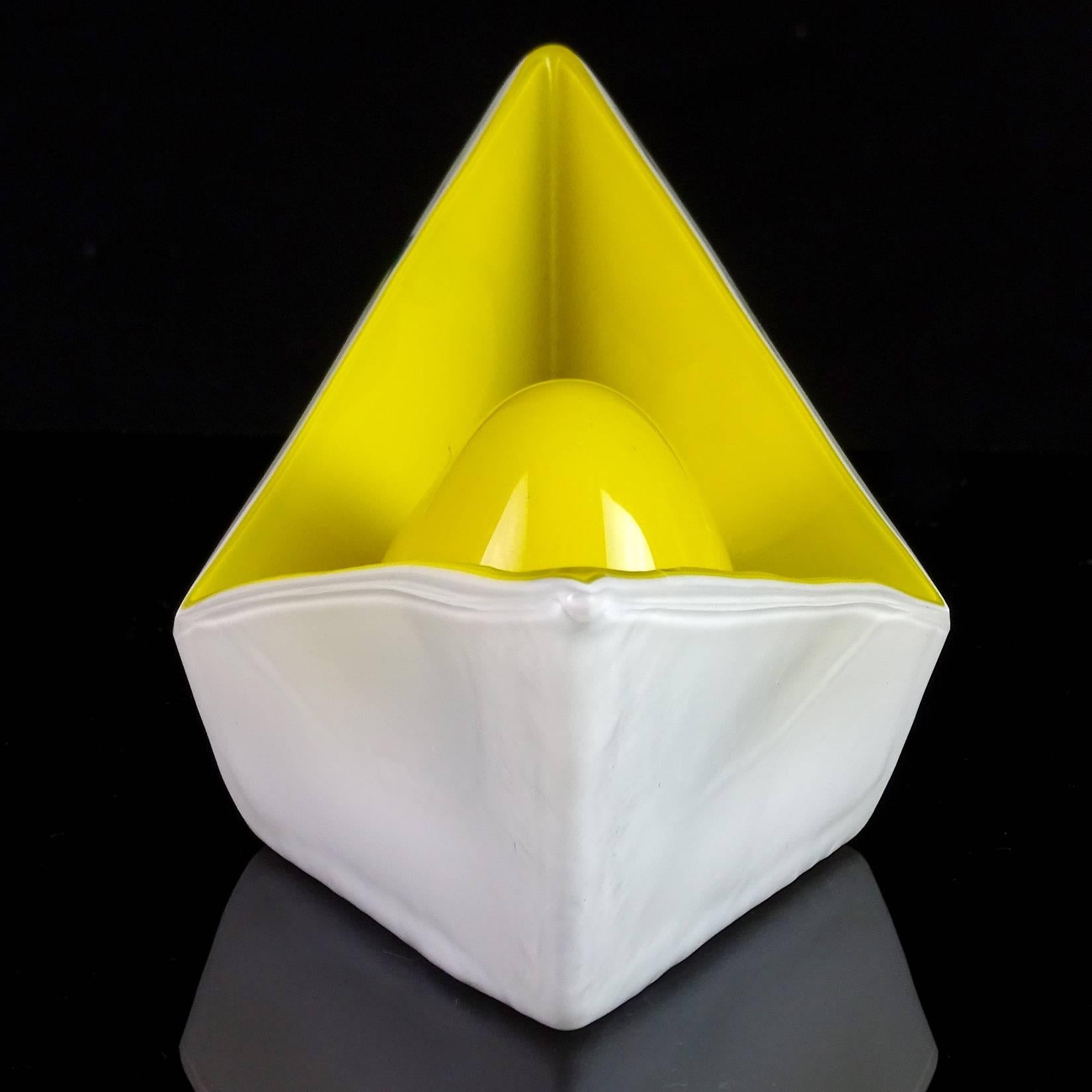 Hand-Crafted Gino Vistosi Murano 1961 Origami Paper Boat Italian Art Glass Sculptural Bowl For Sale