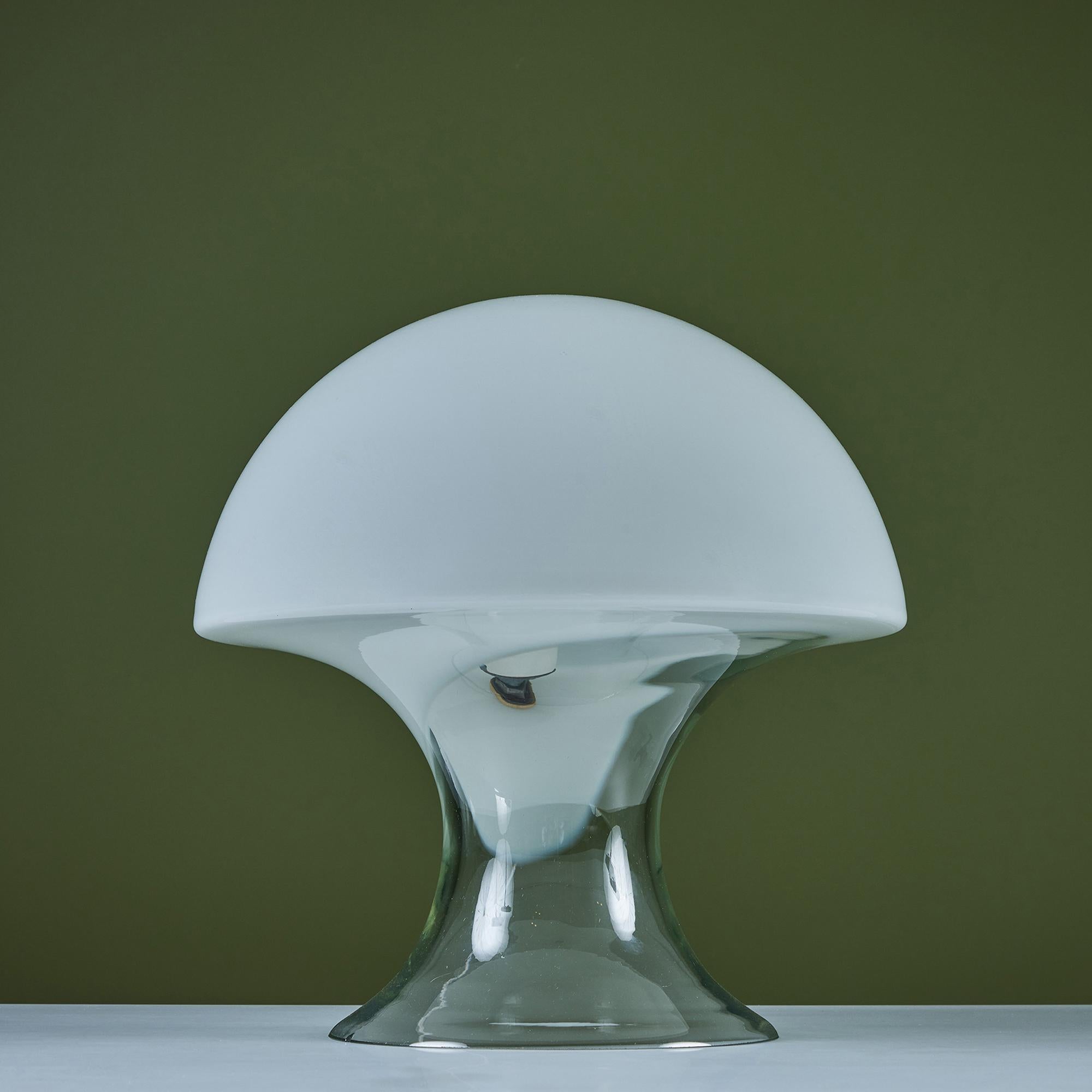 Gino Vistosi Murano Glass Mushroom Lamp In Good Condition In Los Angeles, CA