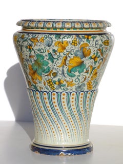Ginori Vaso grande in maiolica in stile rinascimentale italiano del XIX secolo