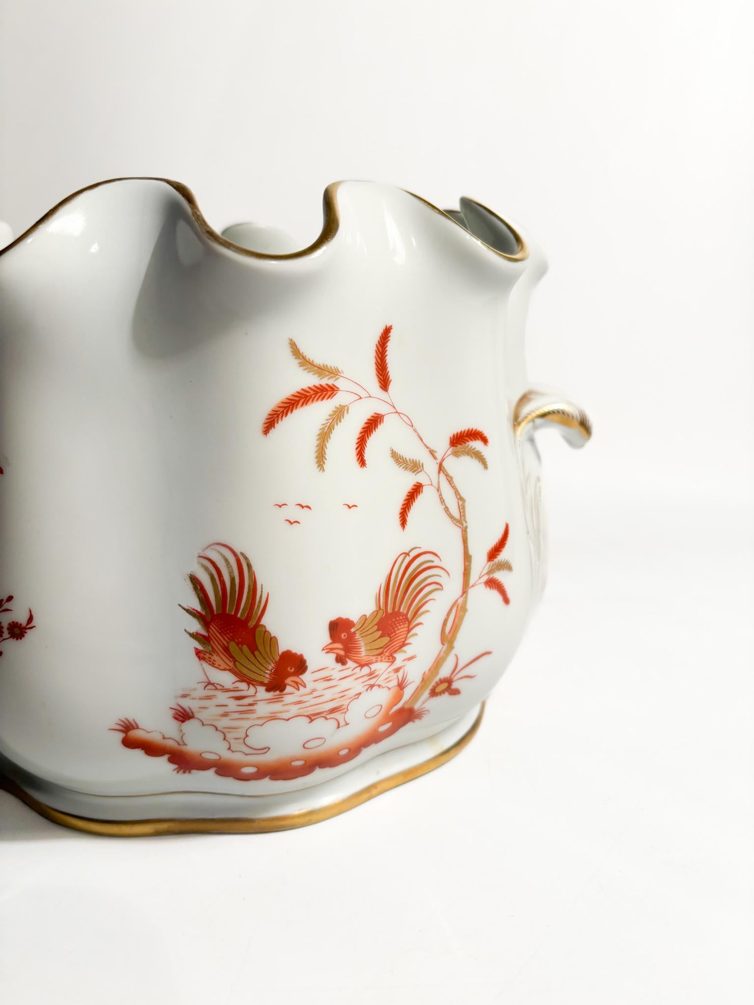 Italian Ginori Doccia Porcelain Refresher Vase Galli Rossi Series 1950s For Sale