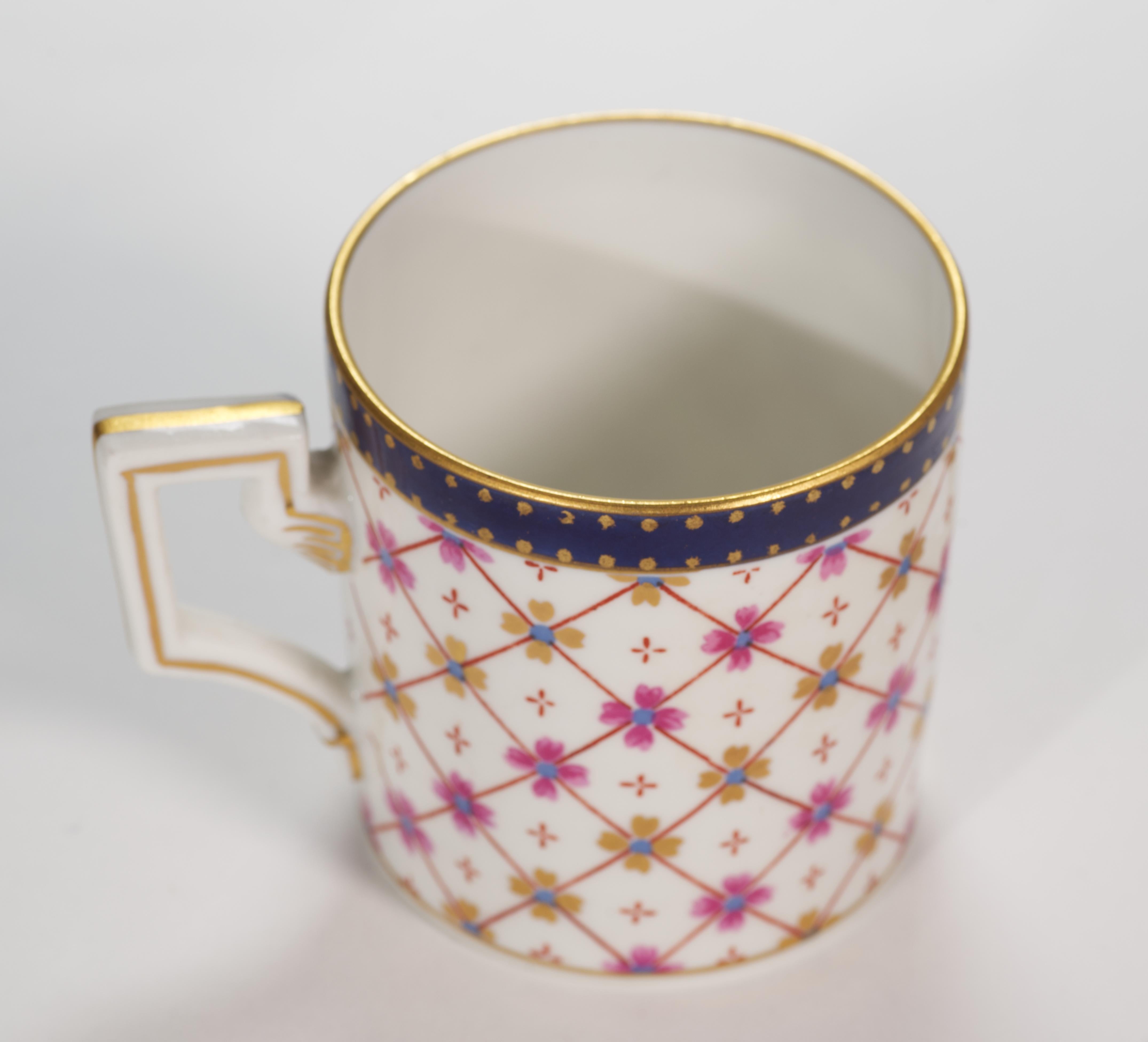 Juego de taza y platillo de café espresso de porcelana Ginori, decoración geométrica, Italia años 50 Glaseado en venta