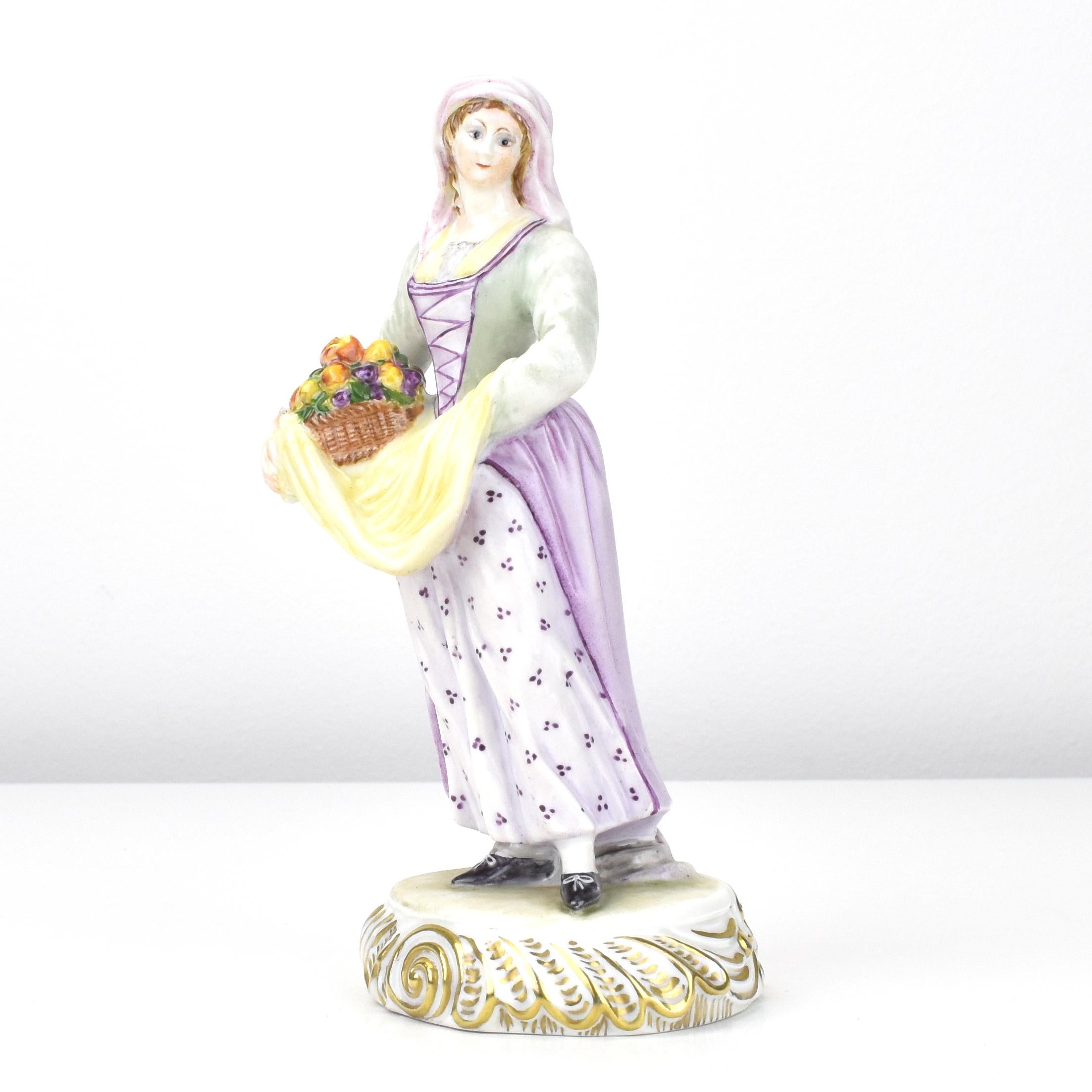 Biedermeier Ginori Porcelain Figurine Trio with Floral Baskets