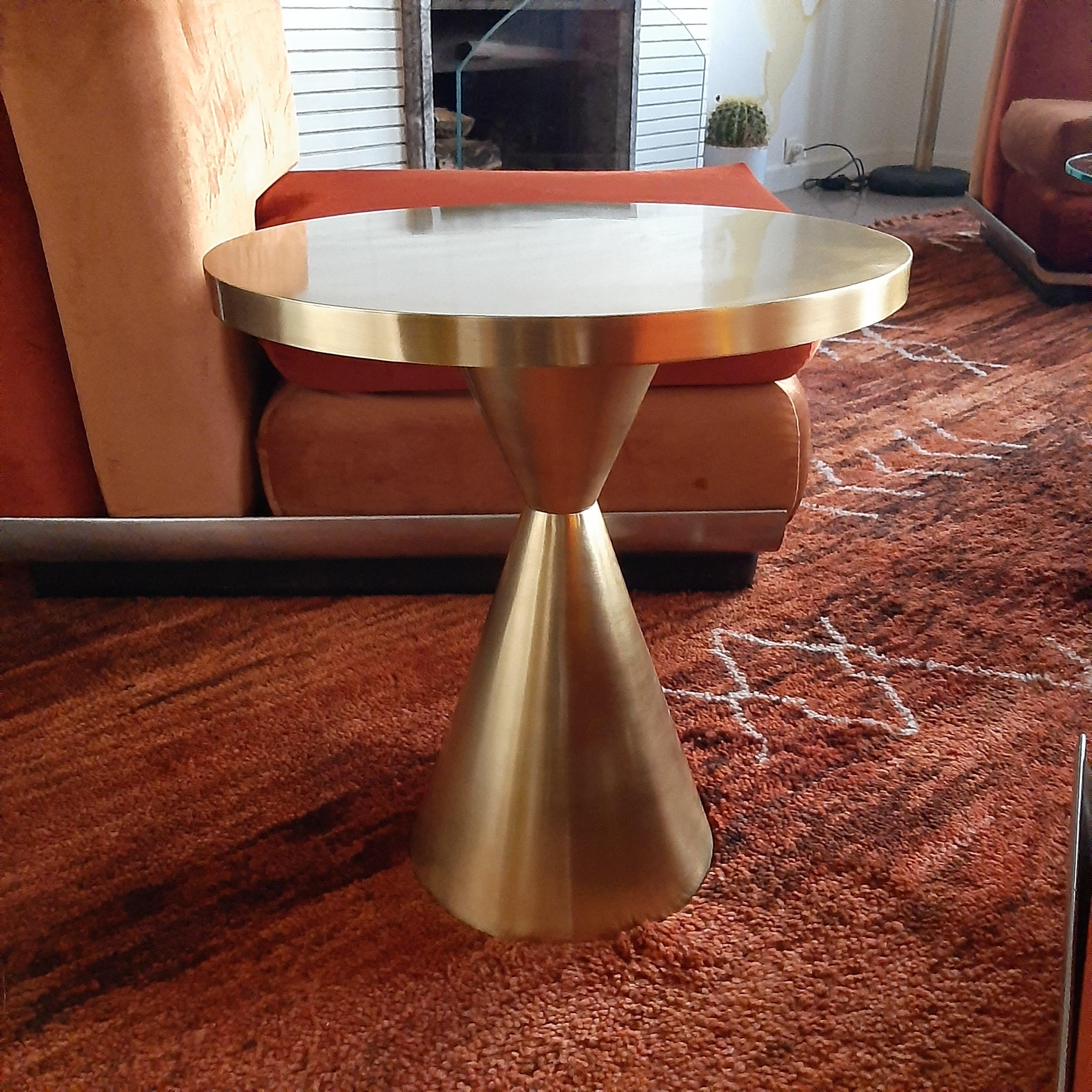 Moderne Gio 1 Table d'appoint - Ø 40 cm x H 38 cm - Laiton patiné or vieilli en vente