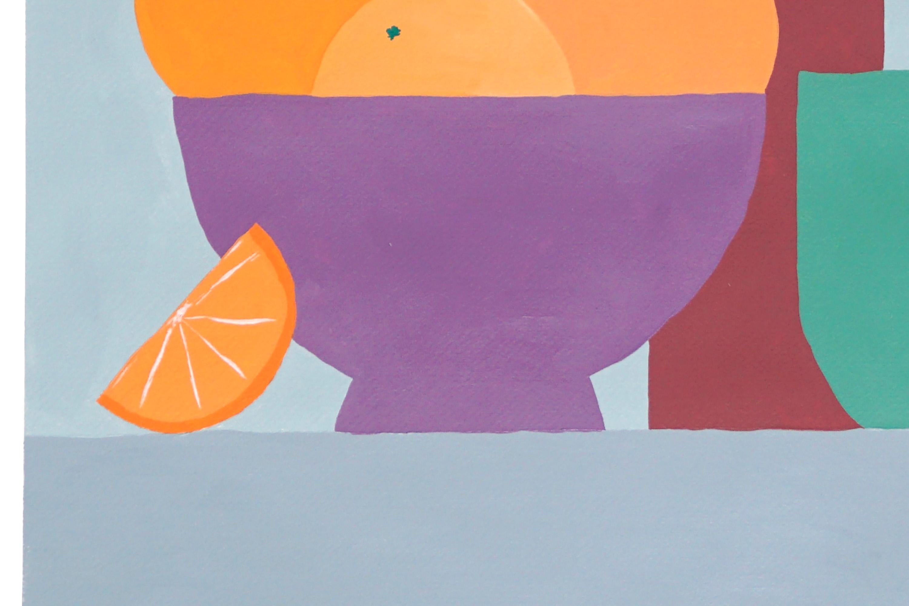 Nature morte orange, scène de cuisine moderne, fruits et boissons, marron et gris  - Gris Still-Life Painting par Gio Bellagio