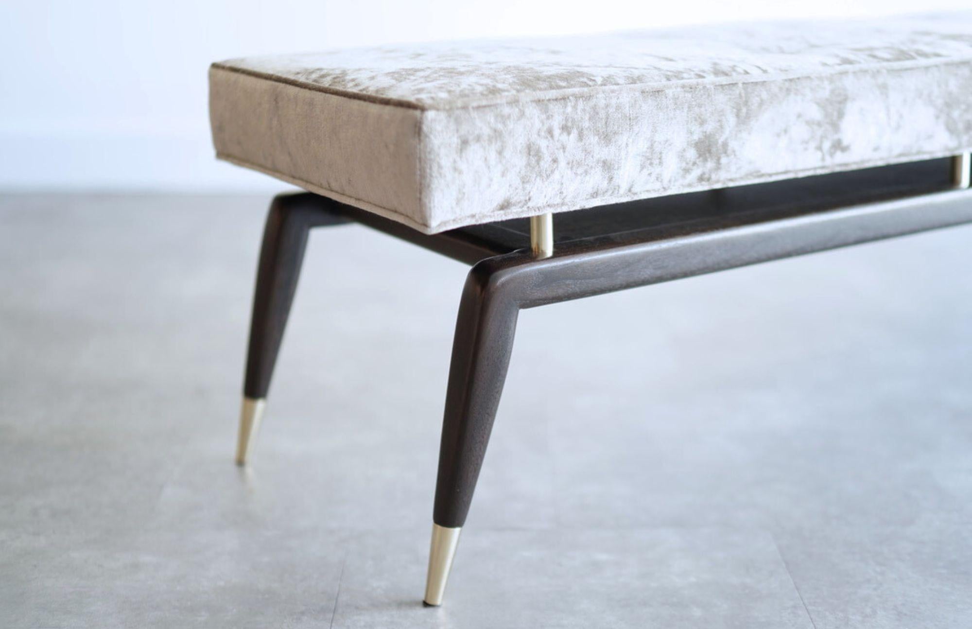 Americano Panca GIO Serie 72 in noce scuro di Stamford Modern in vendita