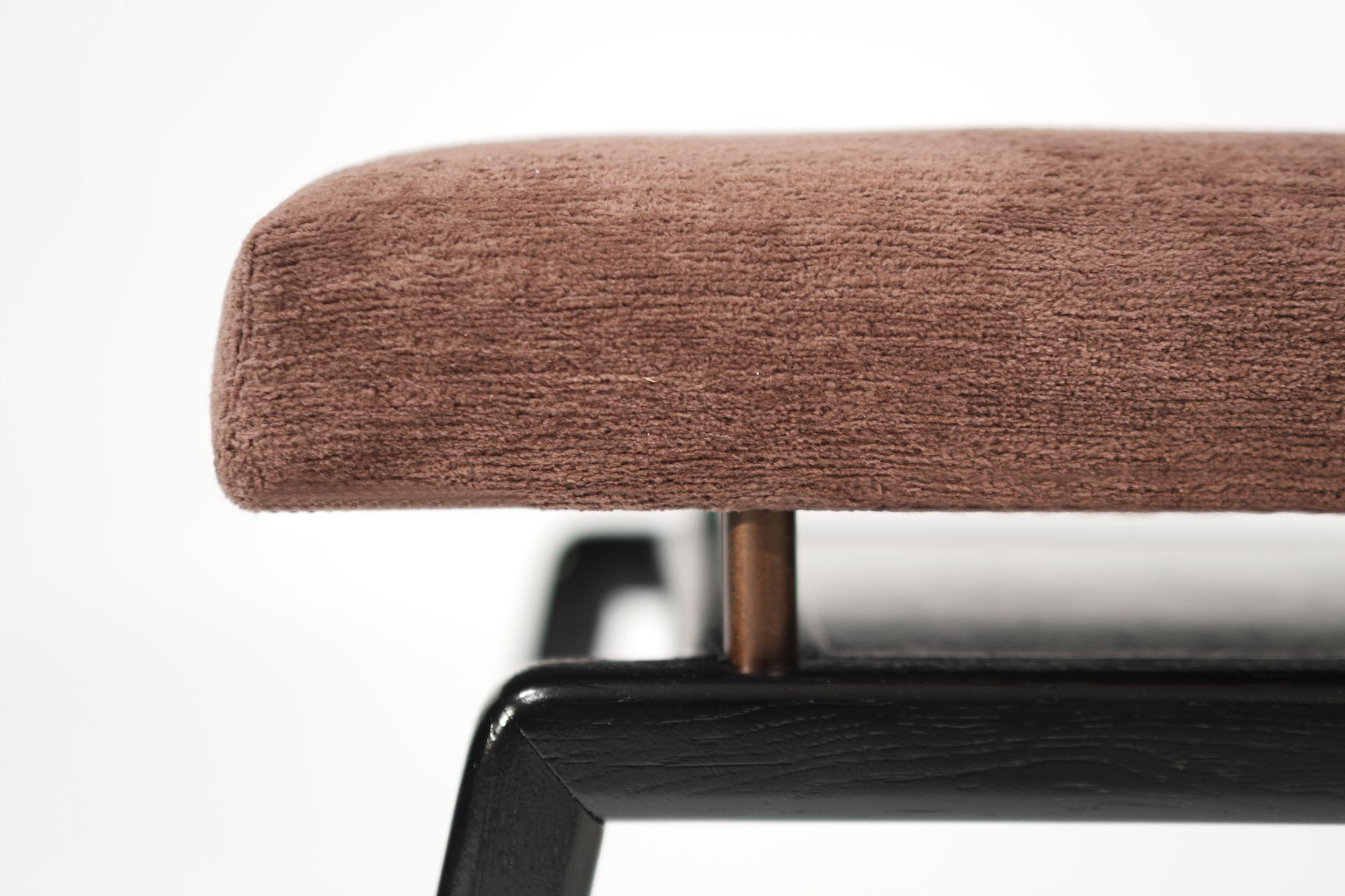 Banc GIO Series 32 en chêne noirci de Stamford Modern en vente 4