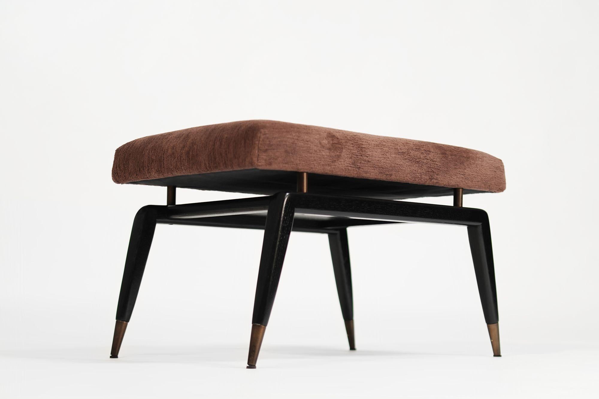 XXIe siècle et contemporain Banc GIO Series 32 en chêne noirci de Stamford Modern en vente