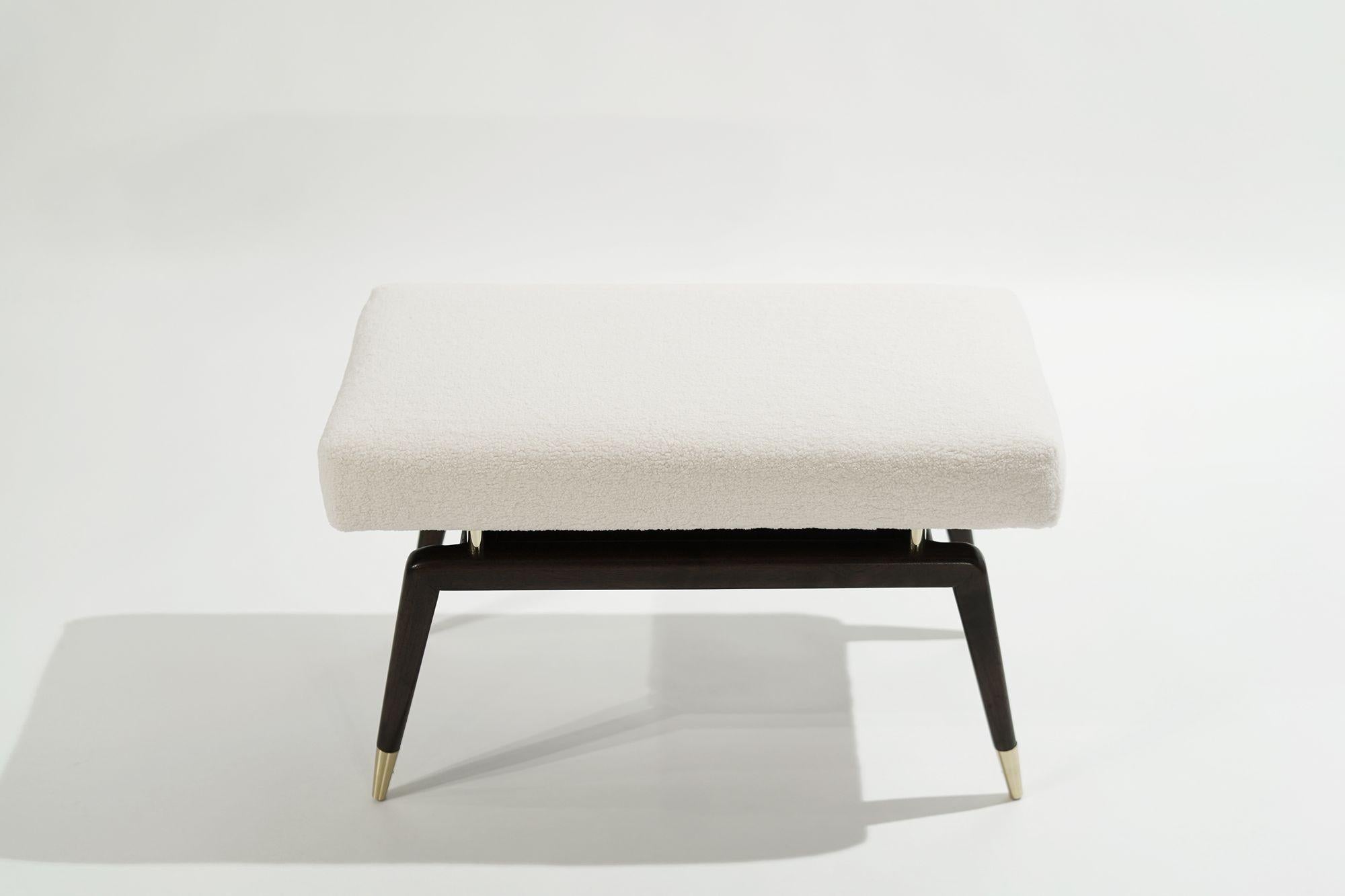 Mid-Century moderno GIO Bench Serie 32 in Noce speciale di Stamford Modern in vendita