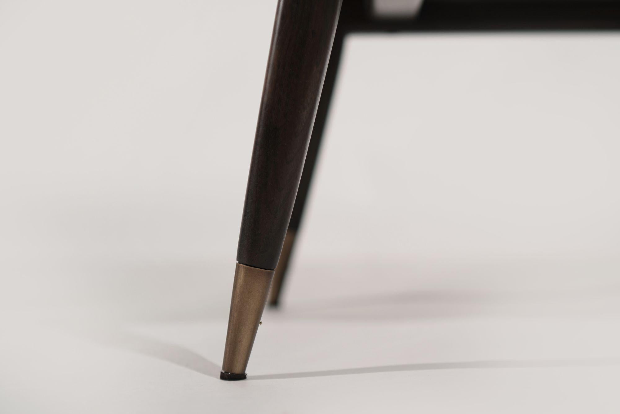 Banco GIO Serie 48 en Espresso by Stamford Modern en venta 1