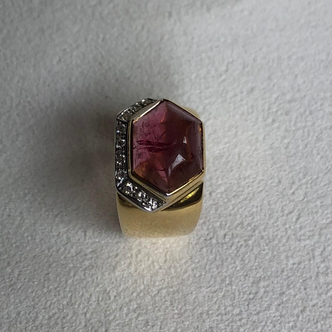 Gio Caroli 18K Yellow and White Gold Ring with a 5.00ct Tourmaline and Diamonds In Excellent Condition In Crema, Cremona