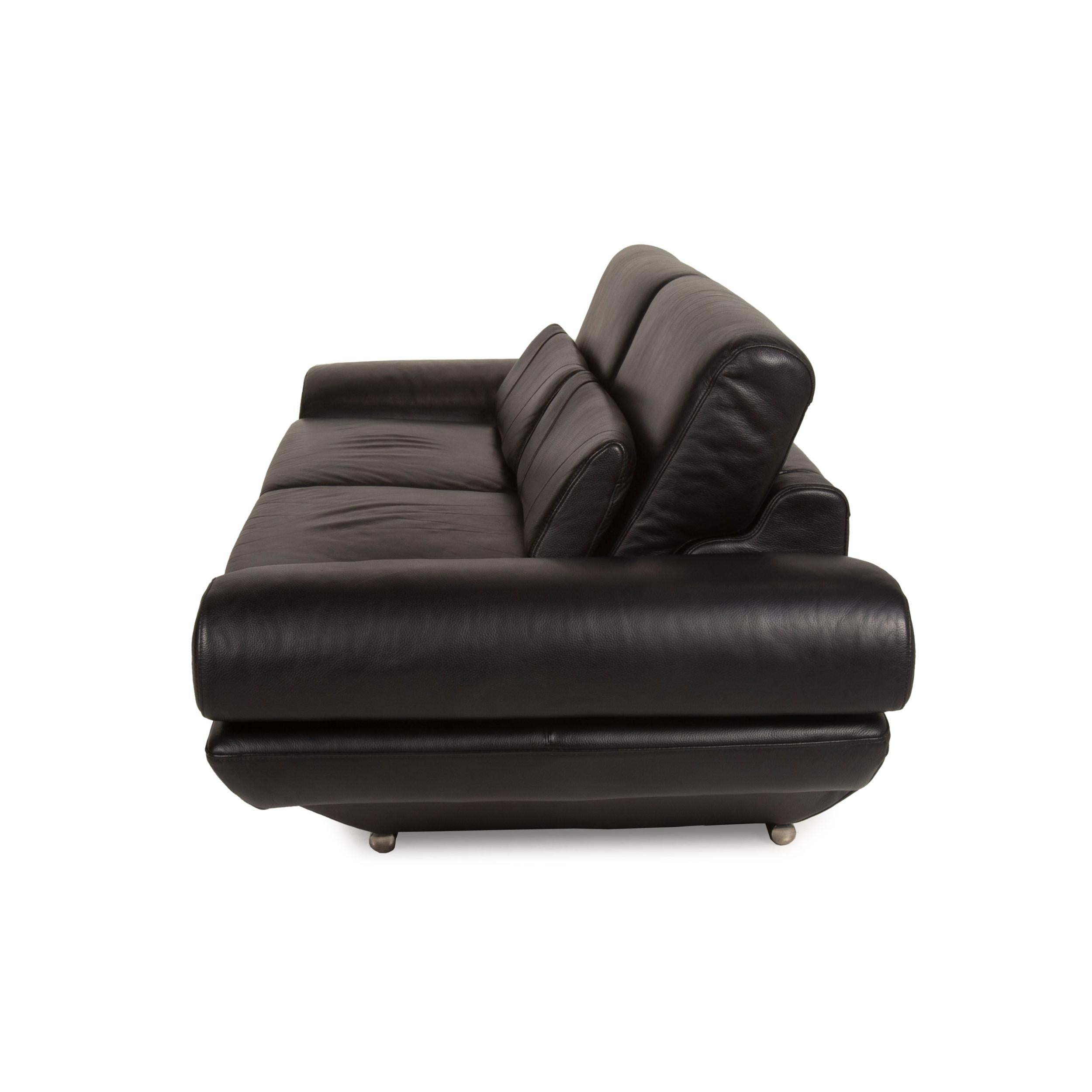 Gio Mano Leather Sofa Black Two-Seater Function 3
