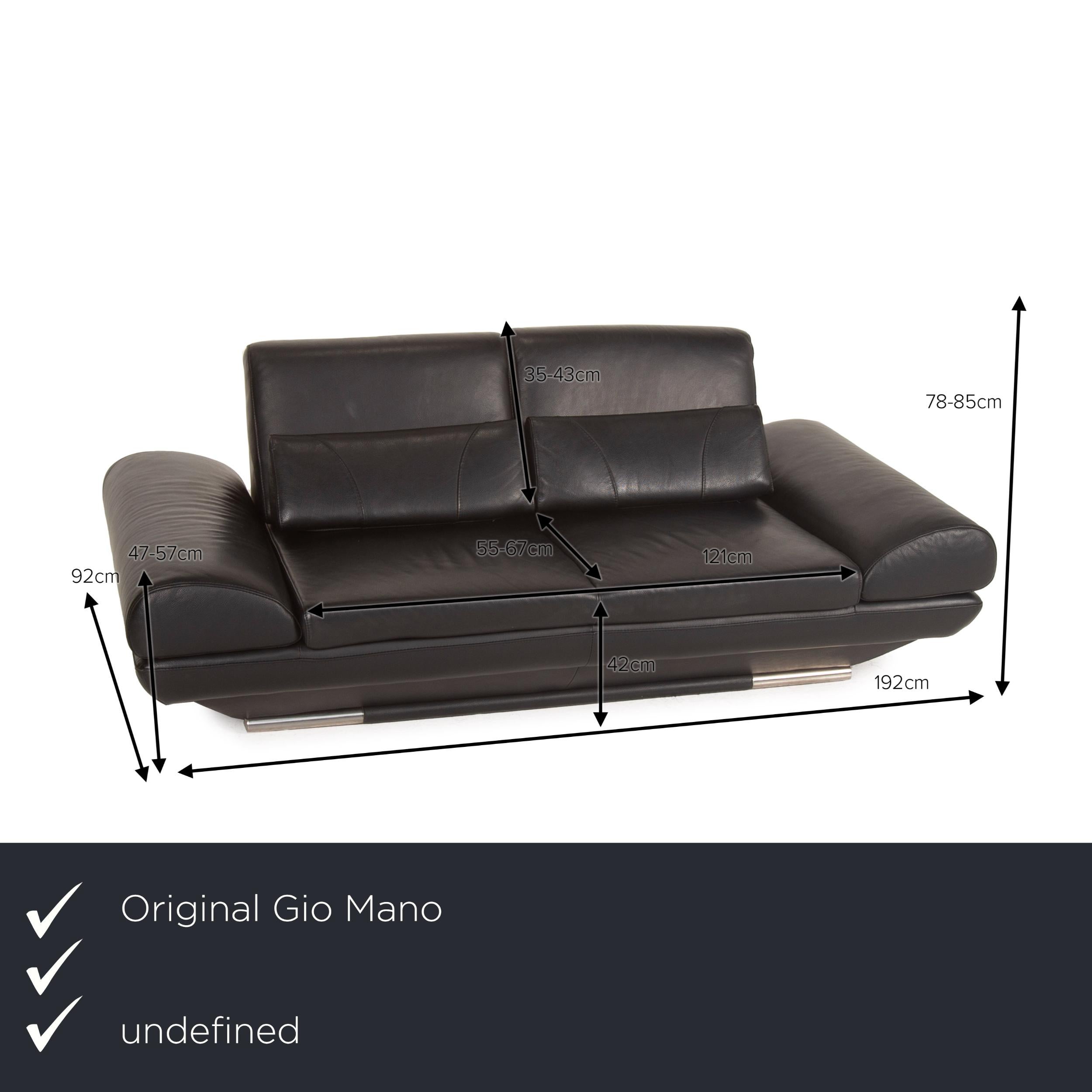 We present to you a Gio Mano leather sofa black two-seater function.
 

 Product measurements in centimeters:
 

Depth: 92
Width: 192
Height: 78
Seat height: 42
Rest height: 47
Seat depth: 55
Seat width: 121
Back height: 35.

 