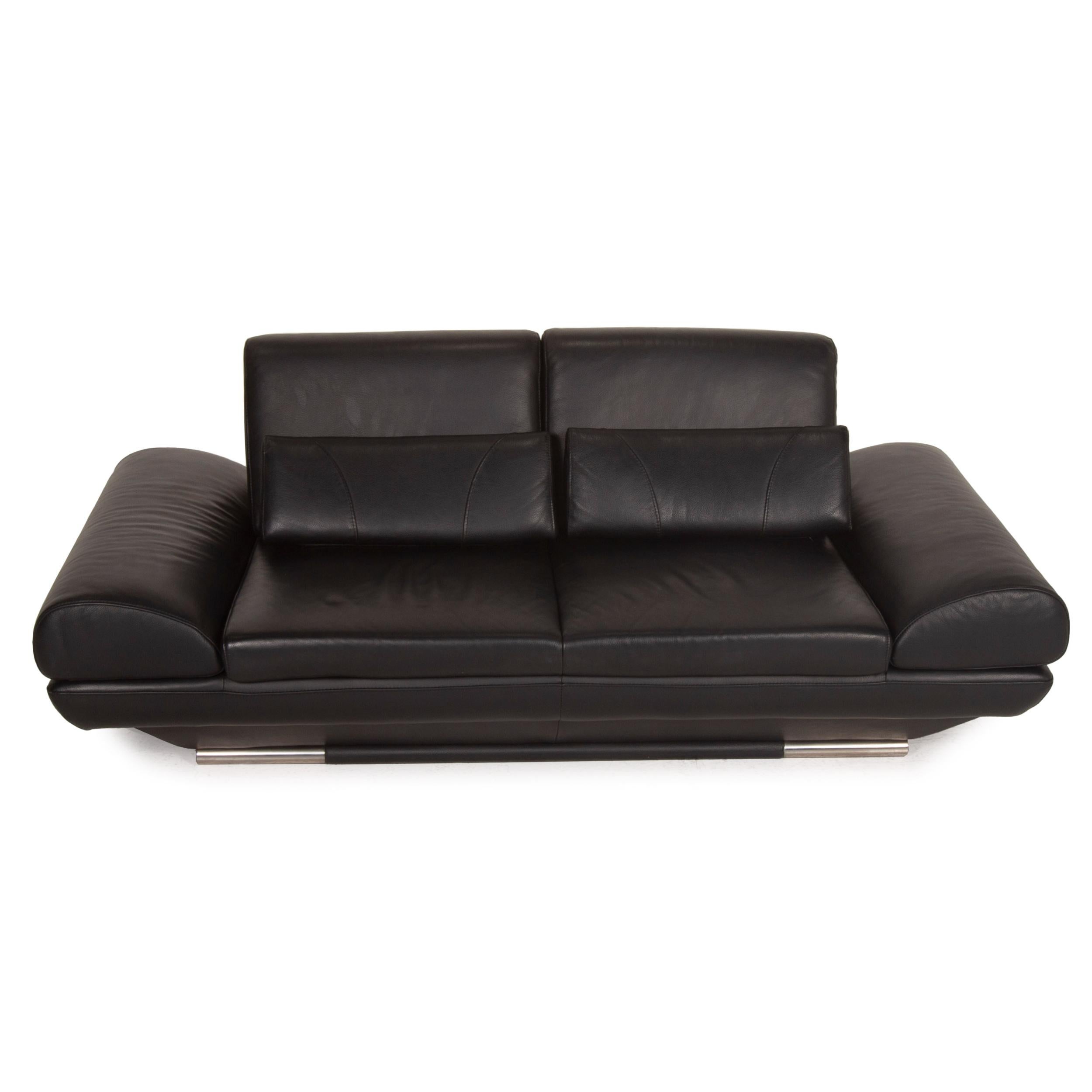 Contemporary Gio Mano Leather Sofa Black Two-Seater Function