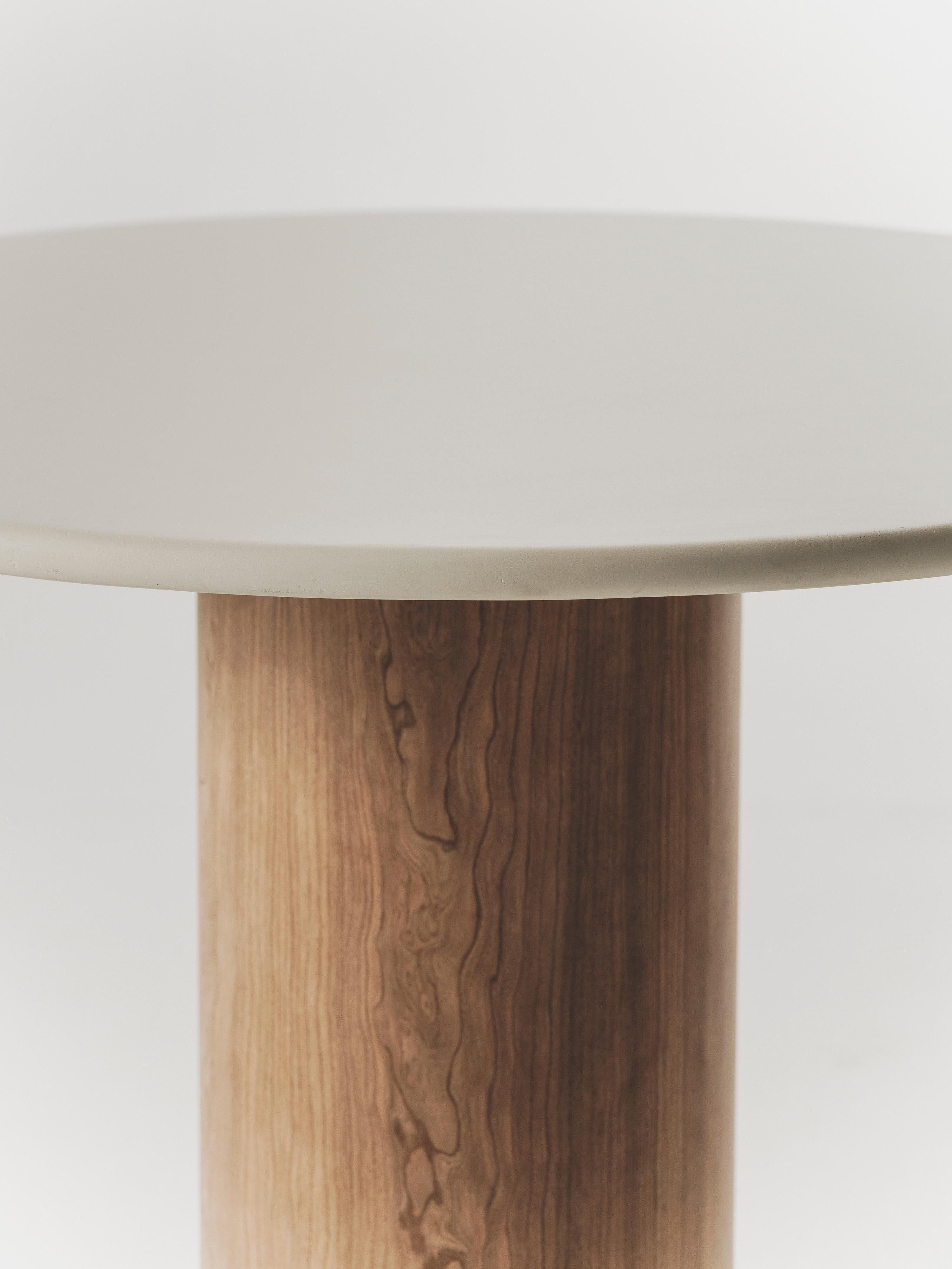 Gio Microcement Dining Table by Marlot Baus In New Condition For Sale In SANT CUGAT DEL VALLÈS, ES