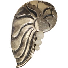 Gio’ Pomodoro for G.I.F. Sterling Silver and Faux Pearl Shell Form Brooch