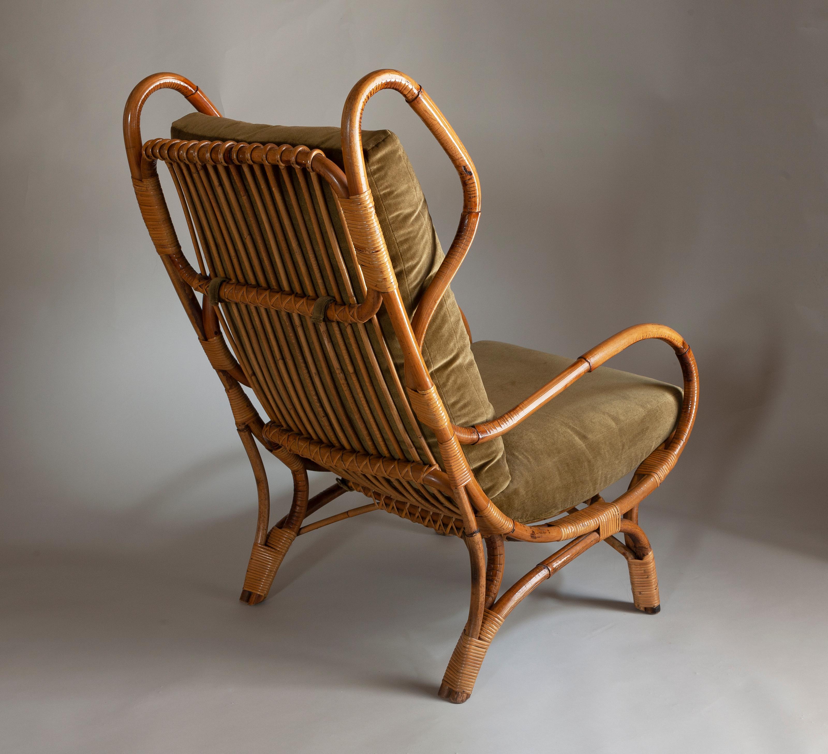 Velvet Giò Ponti (1891-1979), Poltrona Continuum, Modello BP16, Bonacina, Italia 1963