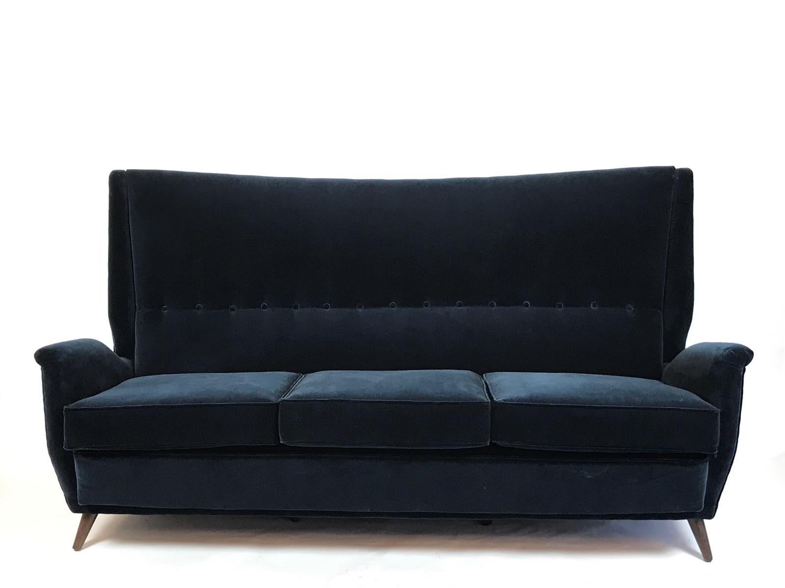Mid-Century Modern Gio Ponti 3-Seat Wingback Sofa Newly Upholstered in Blue Velvet