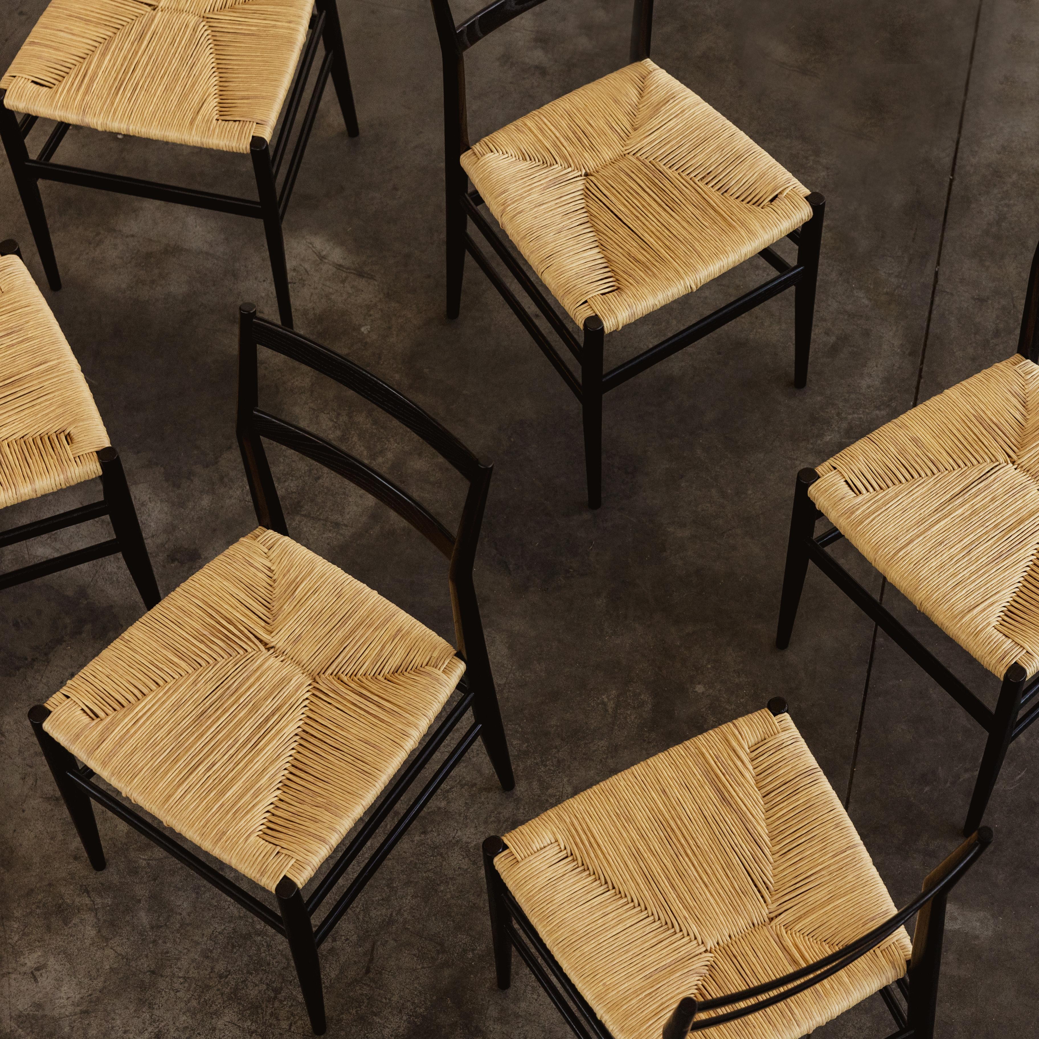 Mid-Century Modern Chaises de salle à manger Gio Ponti 646 