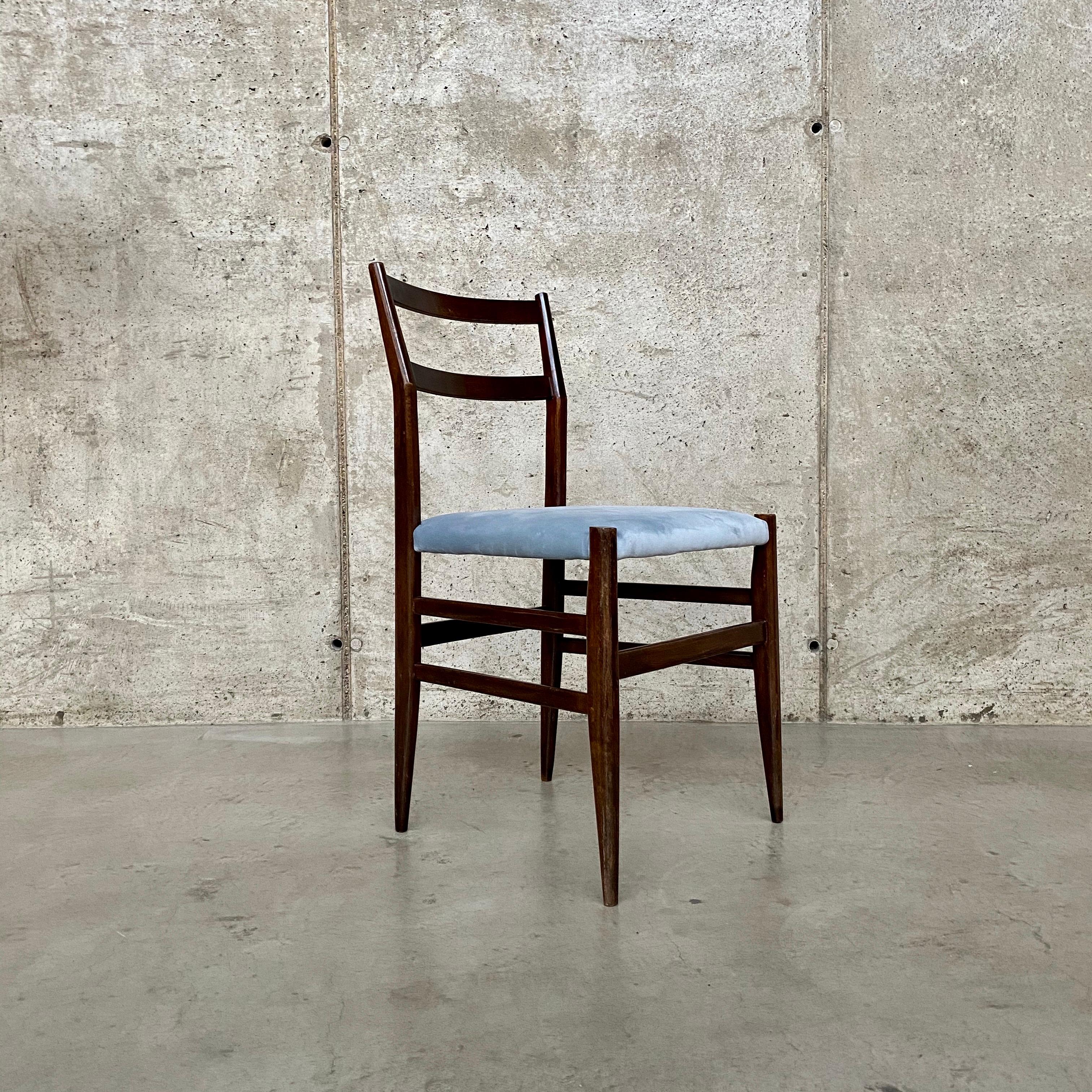Gio Ponti 646 “Leggera” Dining Chairs for Cassina, 1955, Set of 4 2