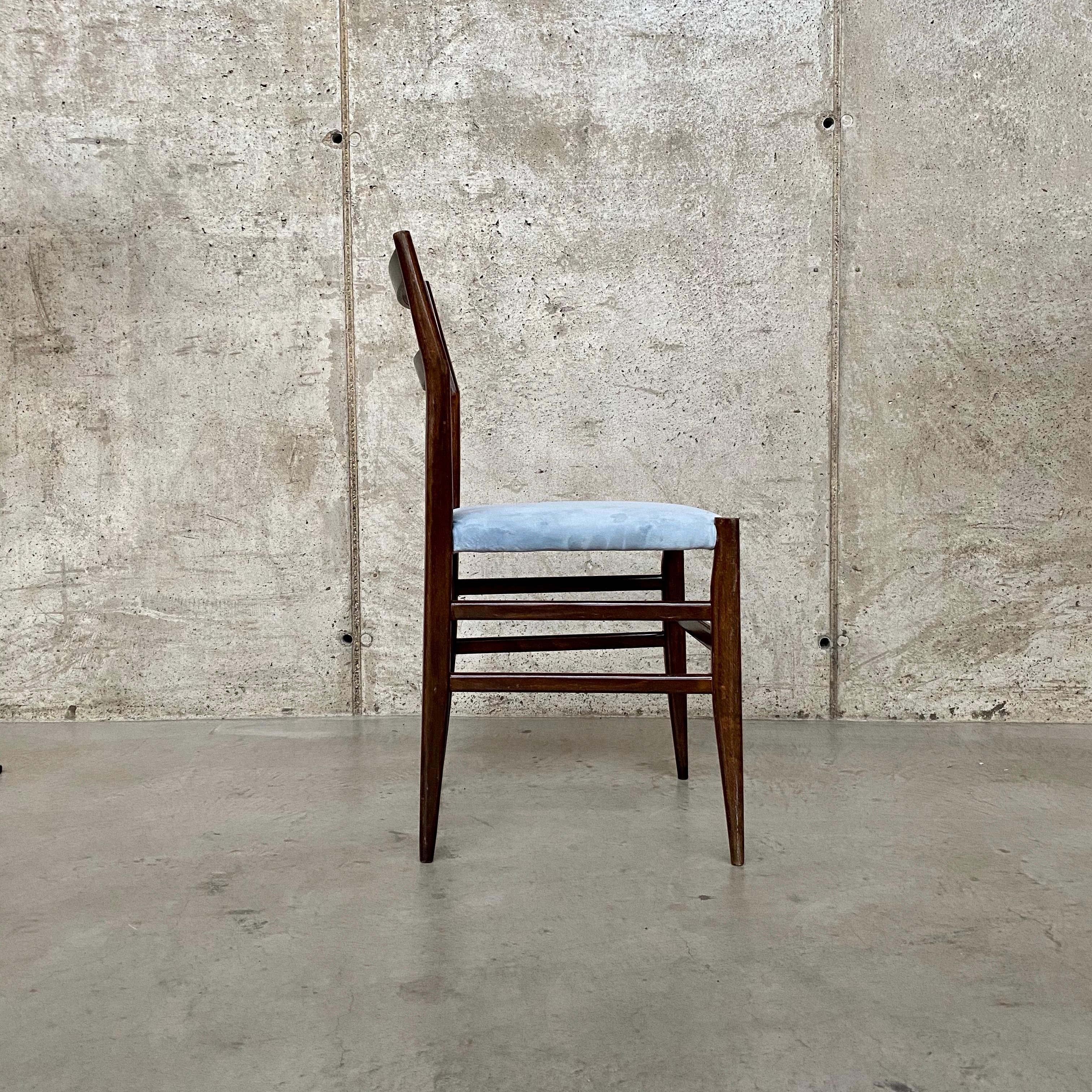 Gio Ponti 646 “Leggera” Dining Chairs for Cassina, 1955, Set of 4 3