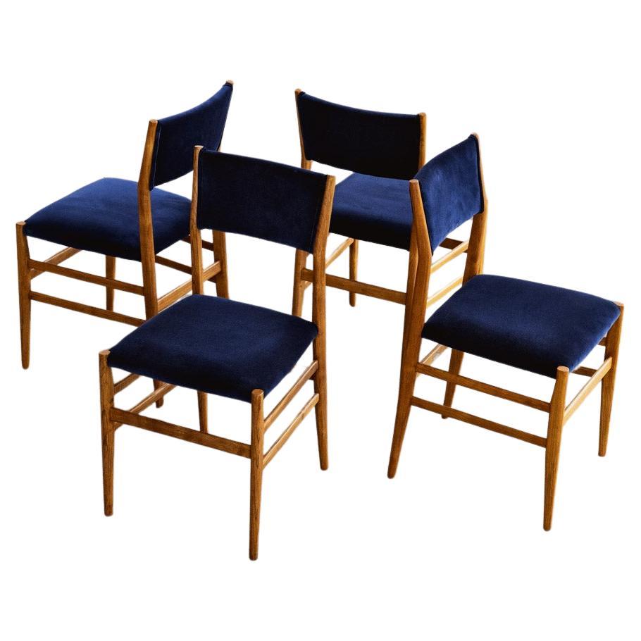 Gio Ponti 646 "Leggera" Esszimmerstühle für Cassina, Blauer Samt, 1952, 4er-Set