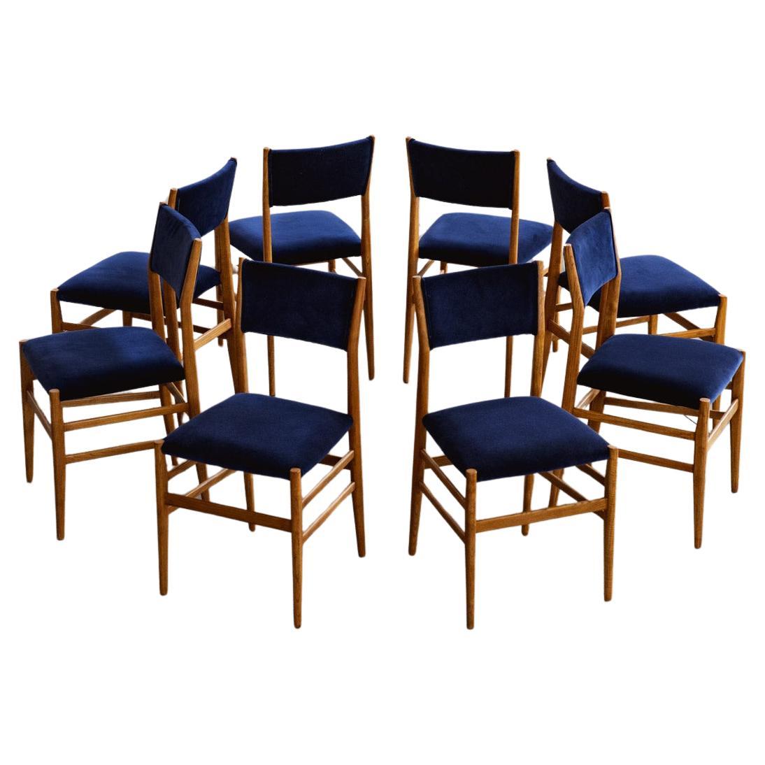 Gio Ponti 646 "Leggera" Esszimmerstühle für Cassina, Blauer Samt, 1952, 8-teilig