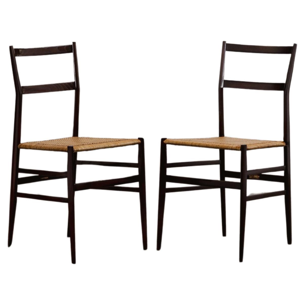 Gio Ponti 699 "Superleggera" per Cassina, 1957, Set di 2 sedie da pranzo