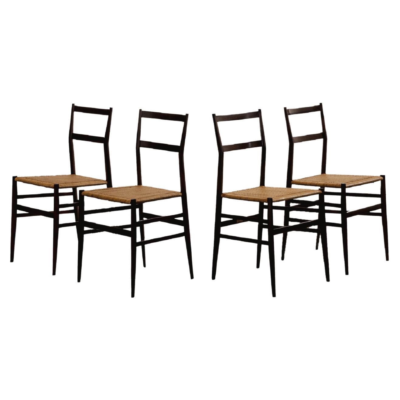 Gio Ponti 699 "Superleggera" per Cassina, 1957, Set di 4 sedie da pranzo