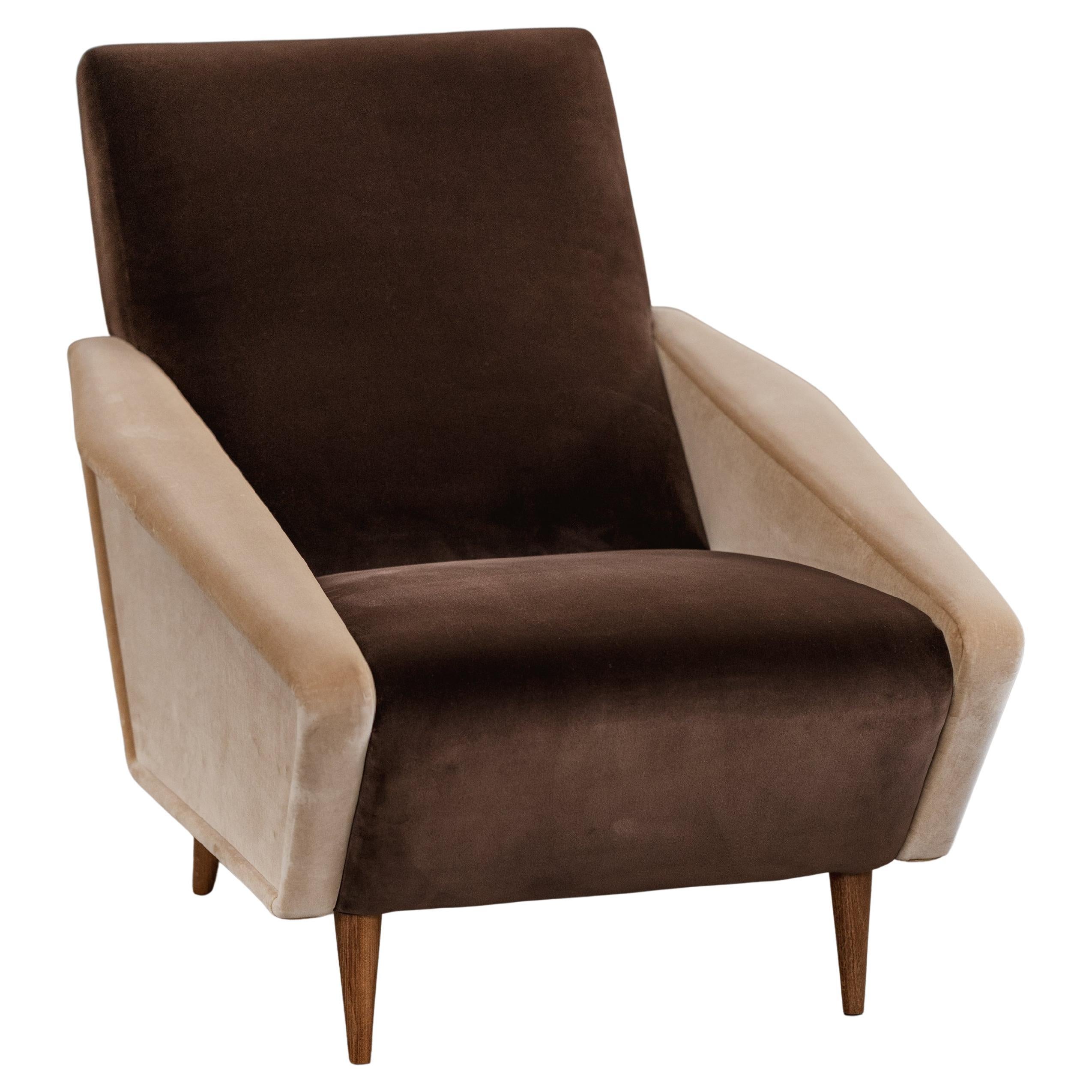 Gio Ponti "807 Distex" Lounge Chair for Cassina, Camel and Brown Velvet, 1953 For Sale