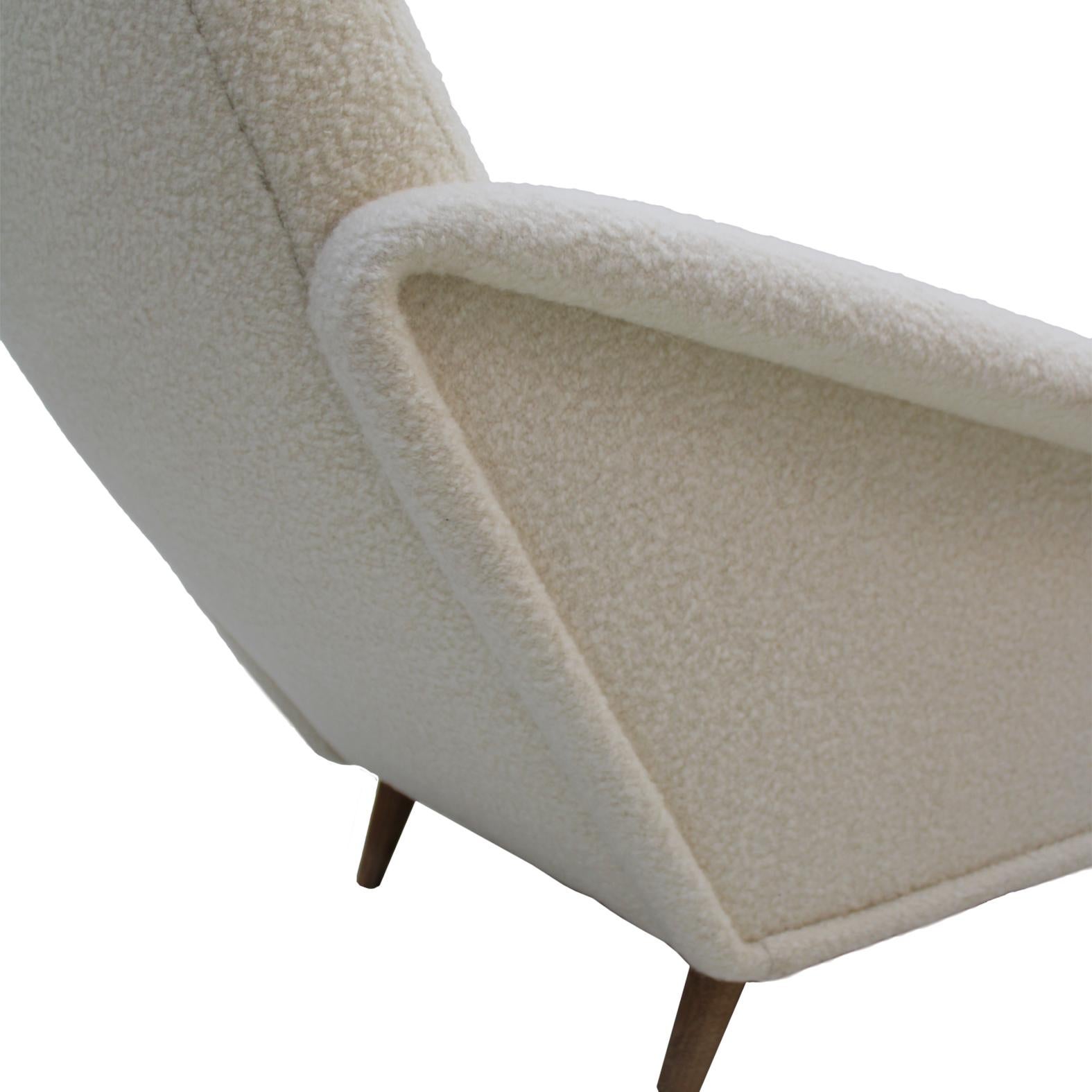 Contemporary Comfortable Gio Ponti 807 Style Pair of Armchairs in Ivory Wool