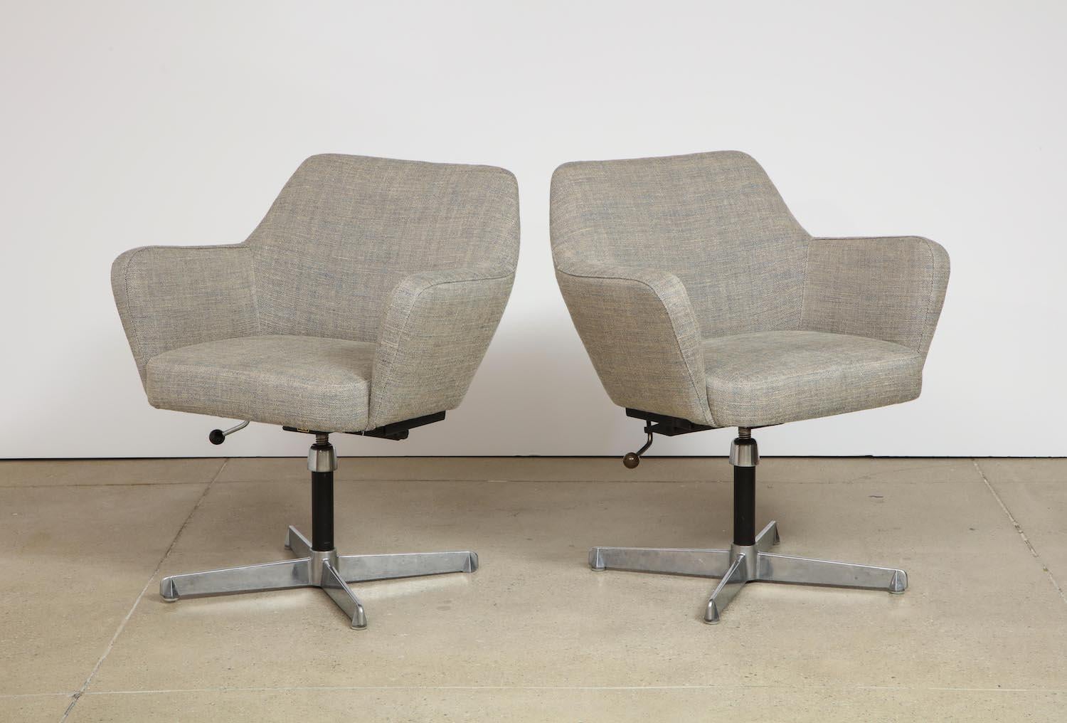 Gio Ponti & Alberto Roselli für Arflex, Paar Bürostühle „Airone“, Modell (Moderne) im Angebot