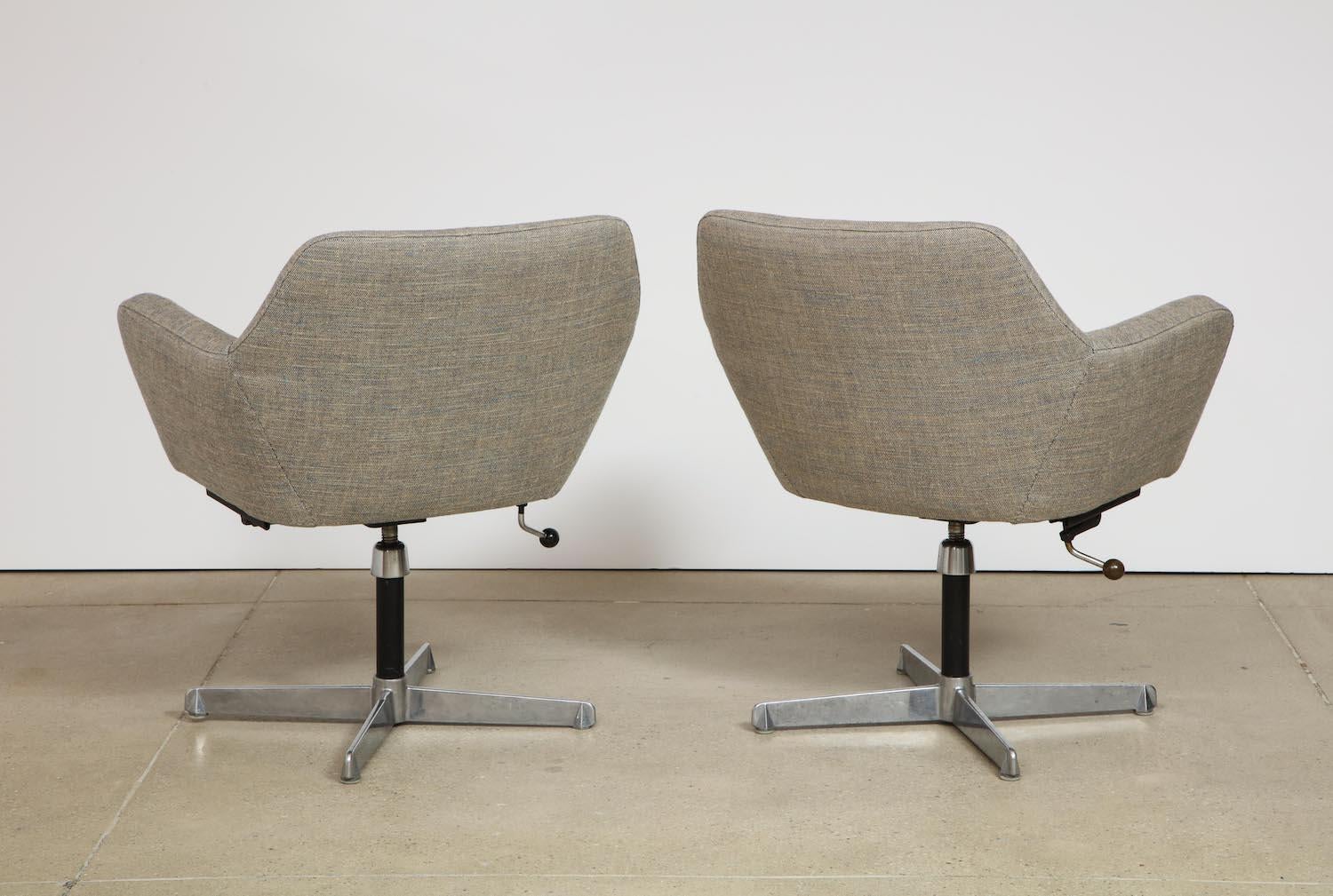Gio Ponti & Alberto Roselli für Arflex, Paar Bürostühle „Airone“, Modell (Italienisch) im Angebot