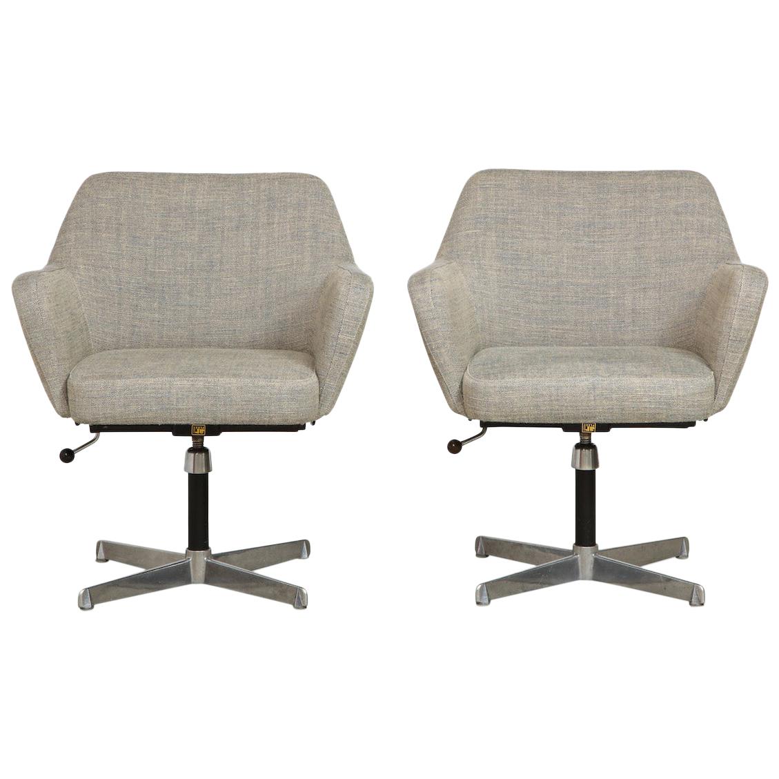 Gio Ponti & Alberto Roselli for Arflex, Pair of "Airone" Model Office Chairs