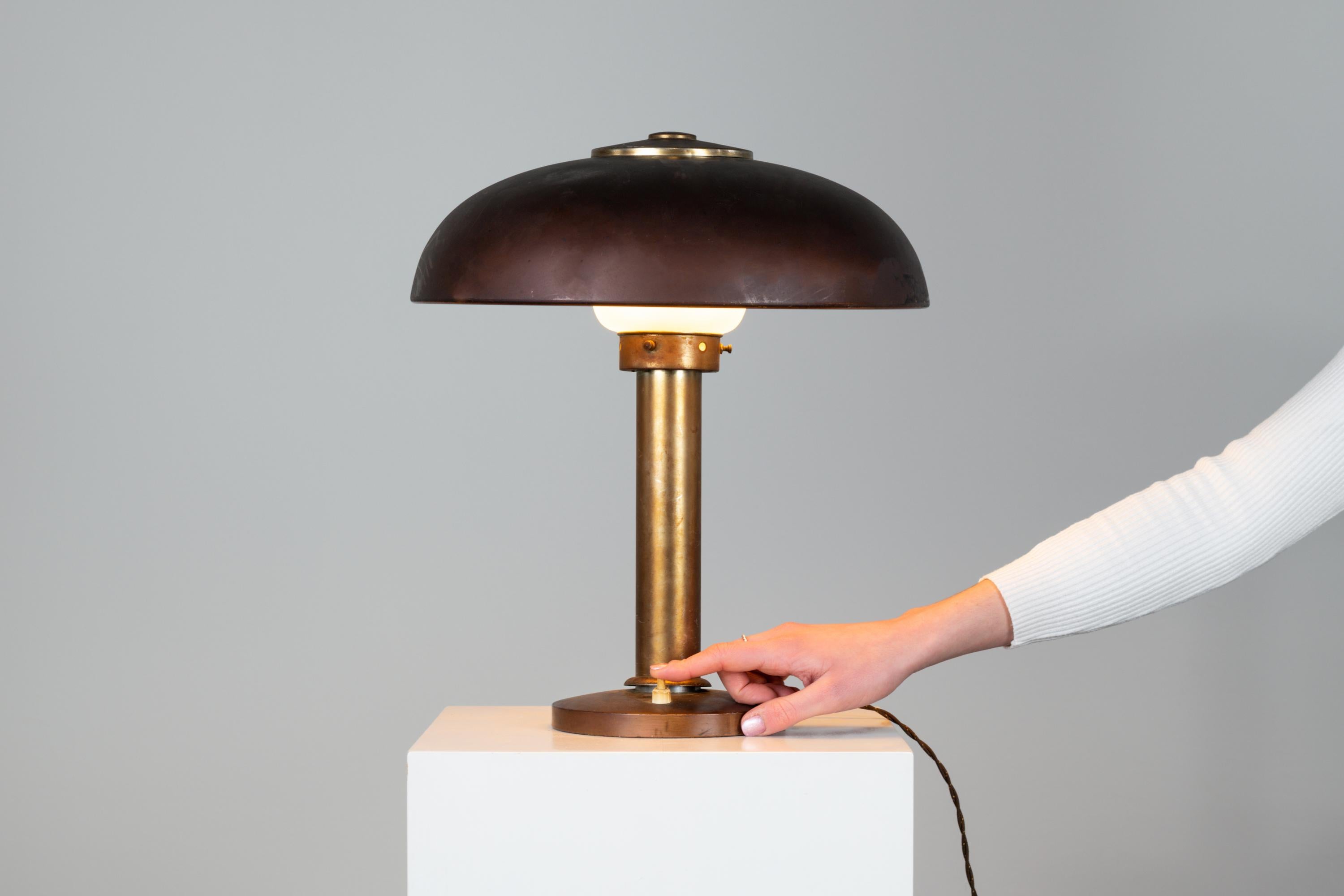 Gio Ponti Aluminium Table Lamp by Pollice, Mid-Century Modern, 1940s Italy 3
