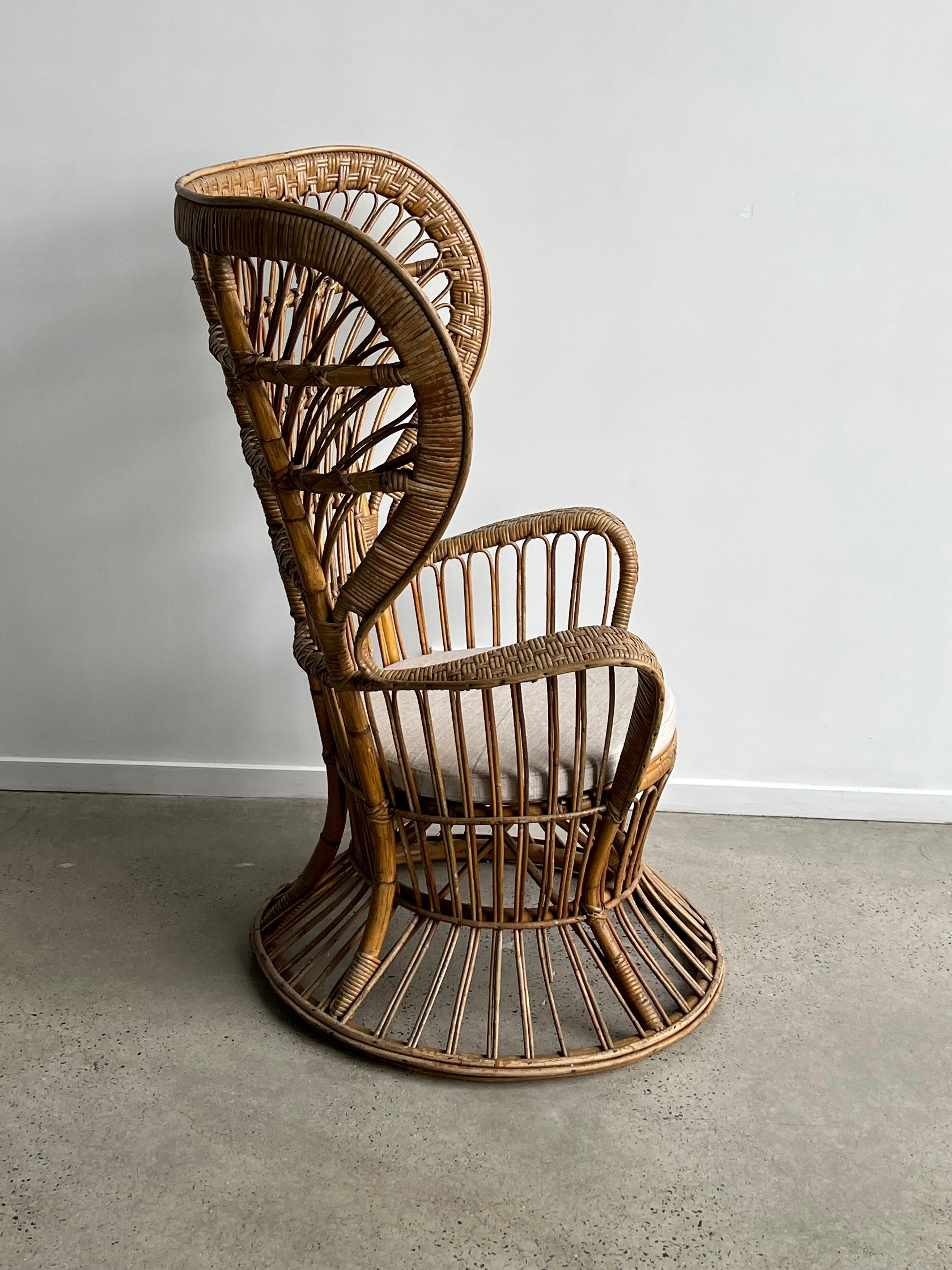 Mid-Century Modern Gio Ponti and Carminati Bamboo Italian Peacock Chair 1950s 