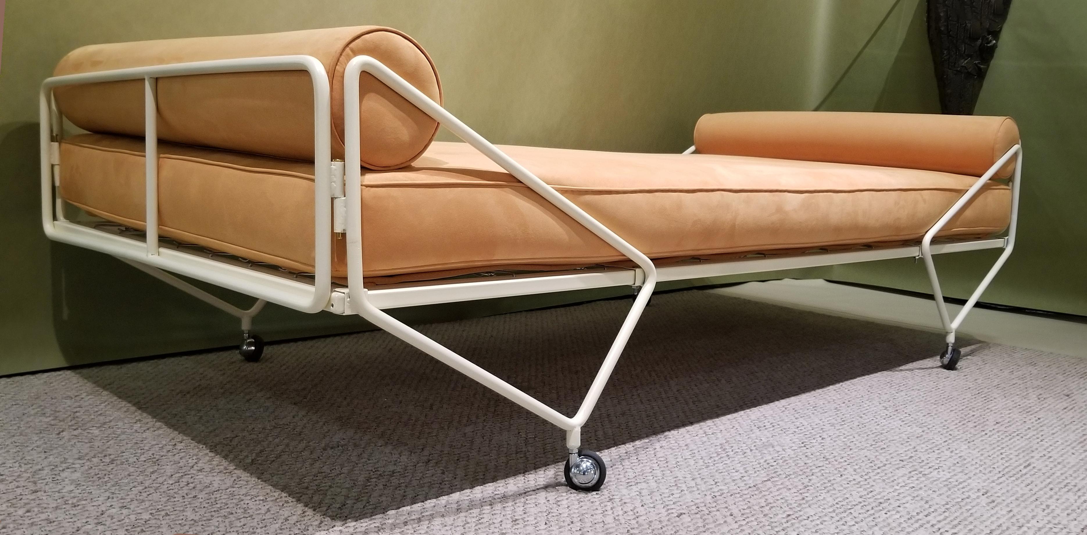 Italian Gio Ponti Apta Series Daybed Produced by Walter Ponti, Italy, 1970