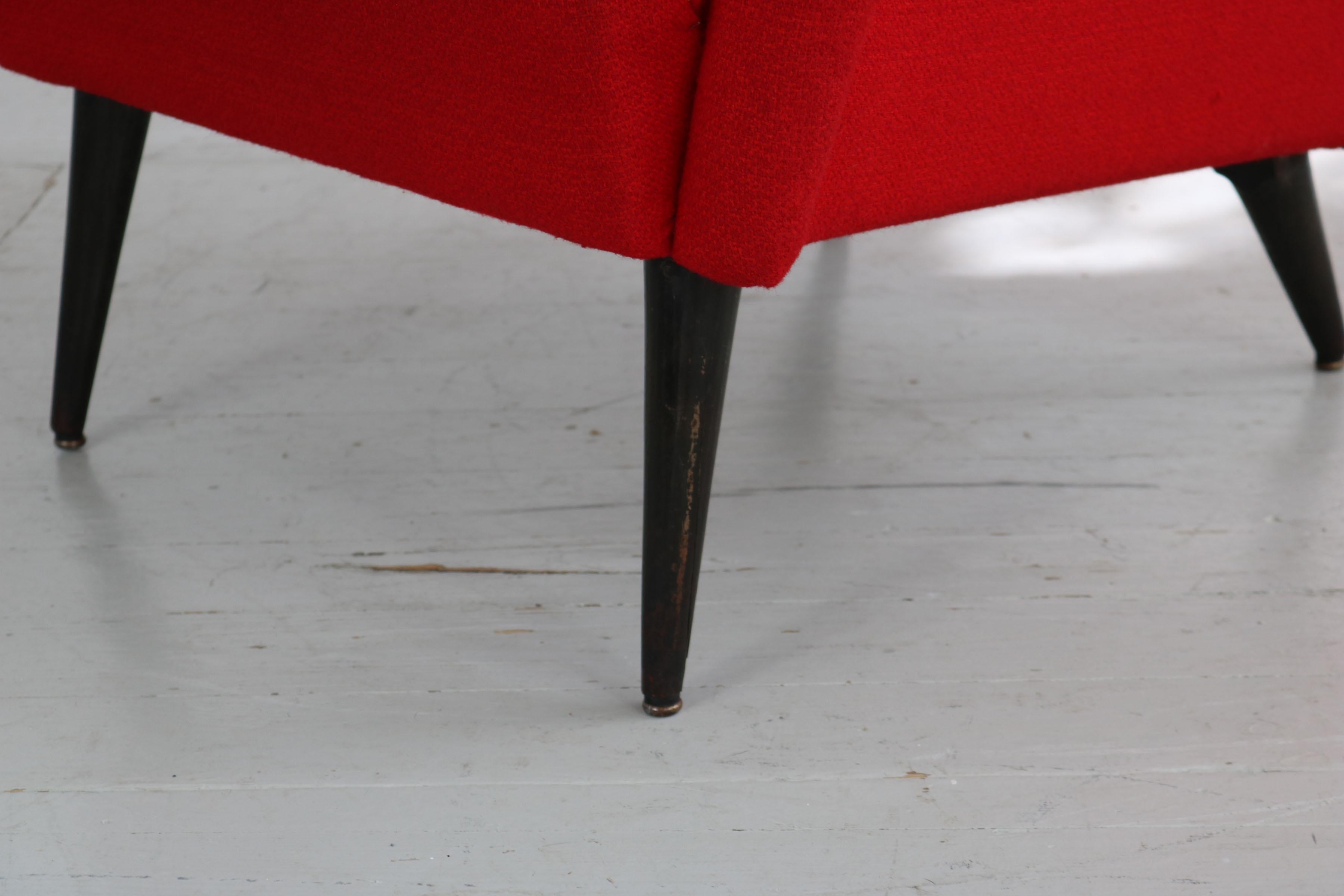 Gio Ponti armchair for Cassina. Mod. ‘820’, Italy 1950, Hotel Royal, Naples. For Sale 3
