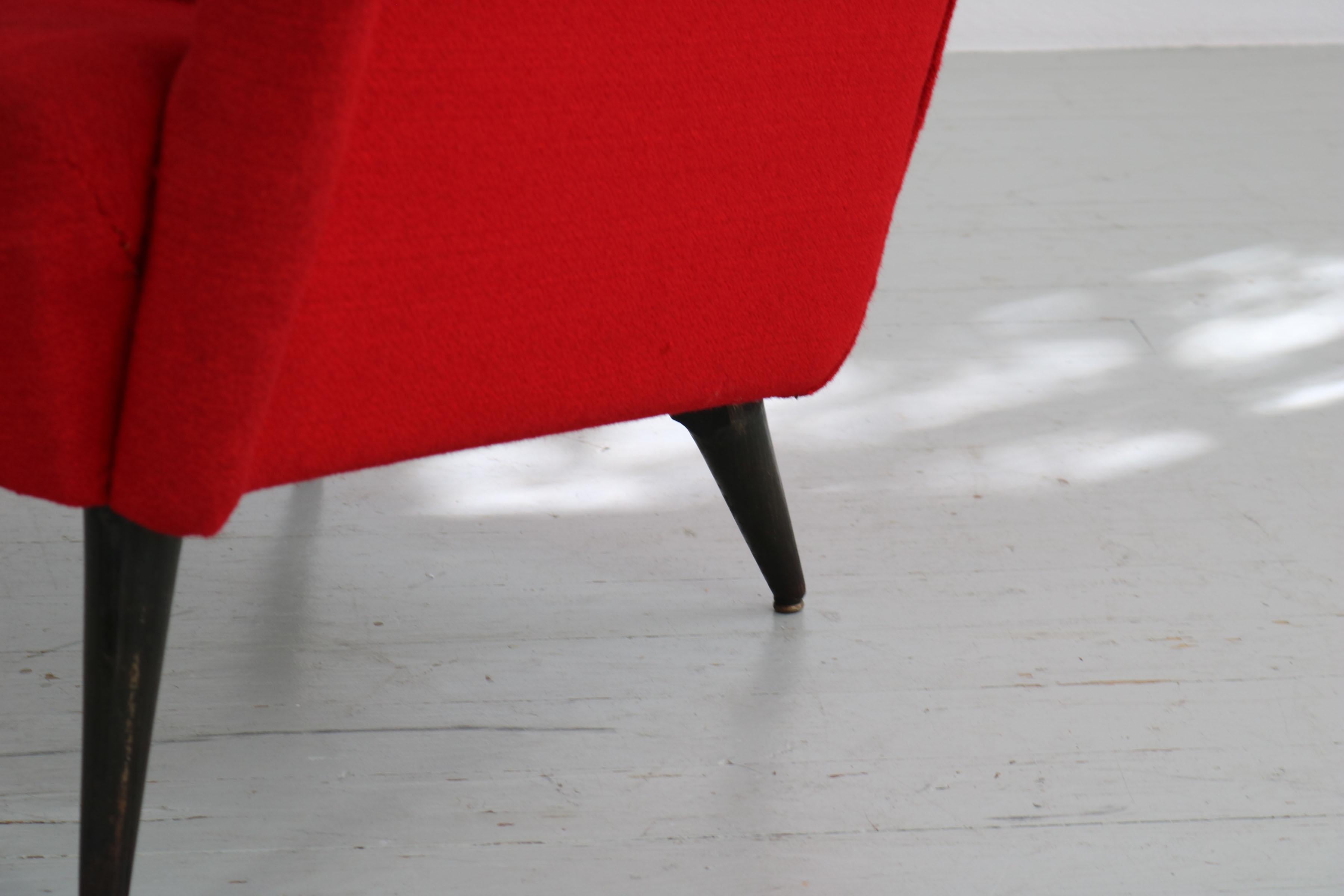 Gio Ponti armchair for Cassina. Mod. ‘820’, Italy 1950, Hotel Royal, Naples. For Sale 4