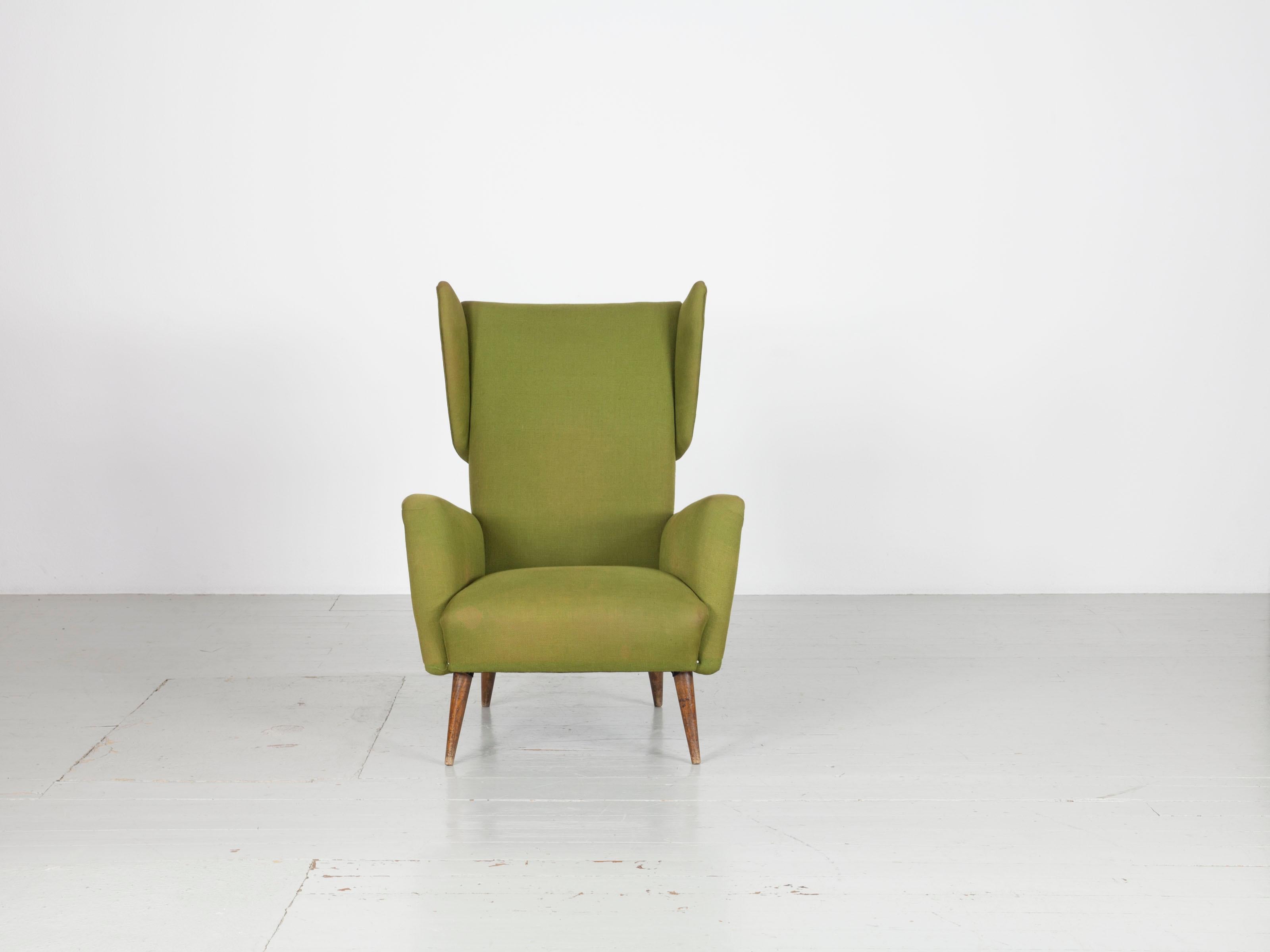 Gio Ponti designed this armchair especially for the Hotel Royal in Naples. The 