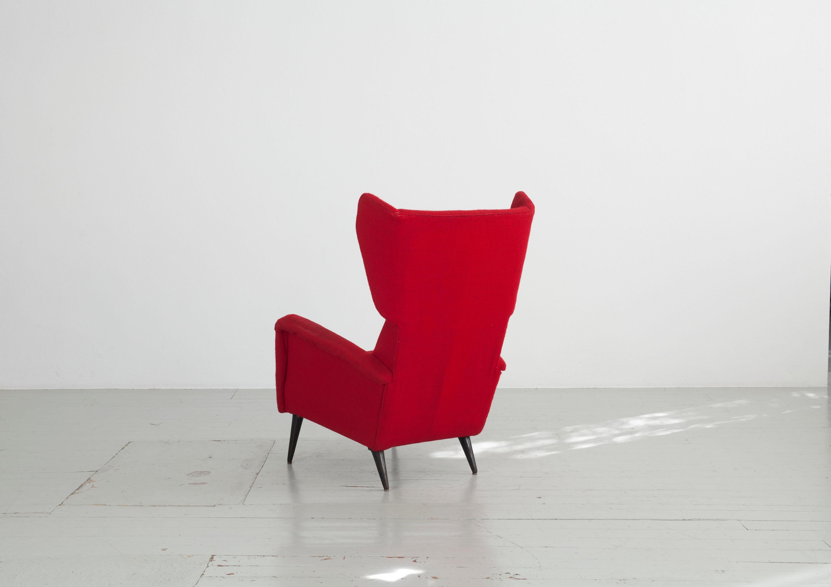 Gio Ponti armchair for Cassina. Mod. ‘820’, Italy 1950, Hotel Royal, Naples. In Fair Condition For Sale In Wolfurt, AT