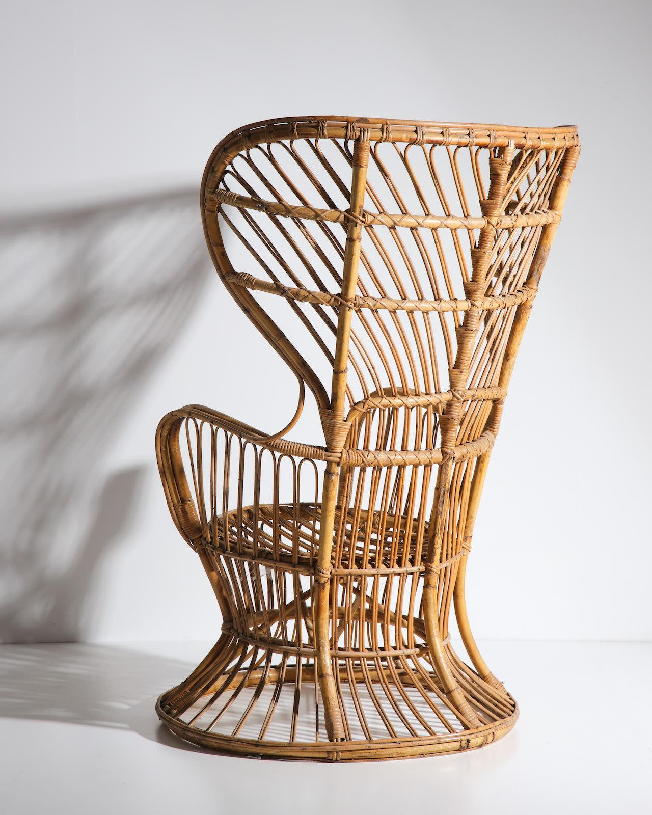 Para Bonacina
c.1950s
Bambú y caña con un cojín tapizado en tela Anni Albers Collection Black mountain Honey Weave de Christopher Farr 
H124 x W87 x D83 cm