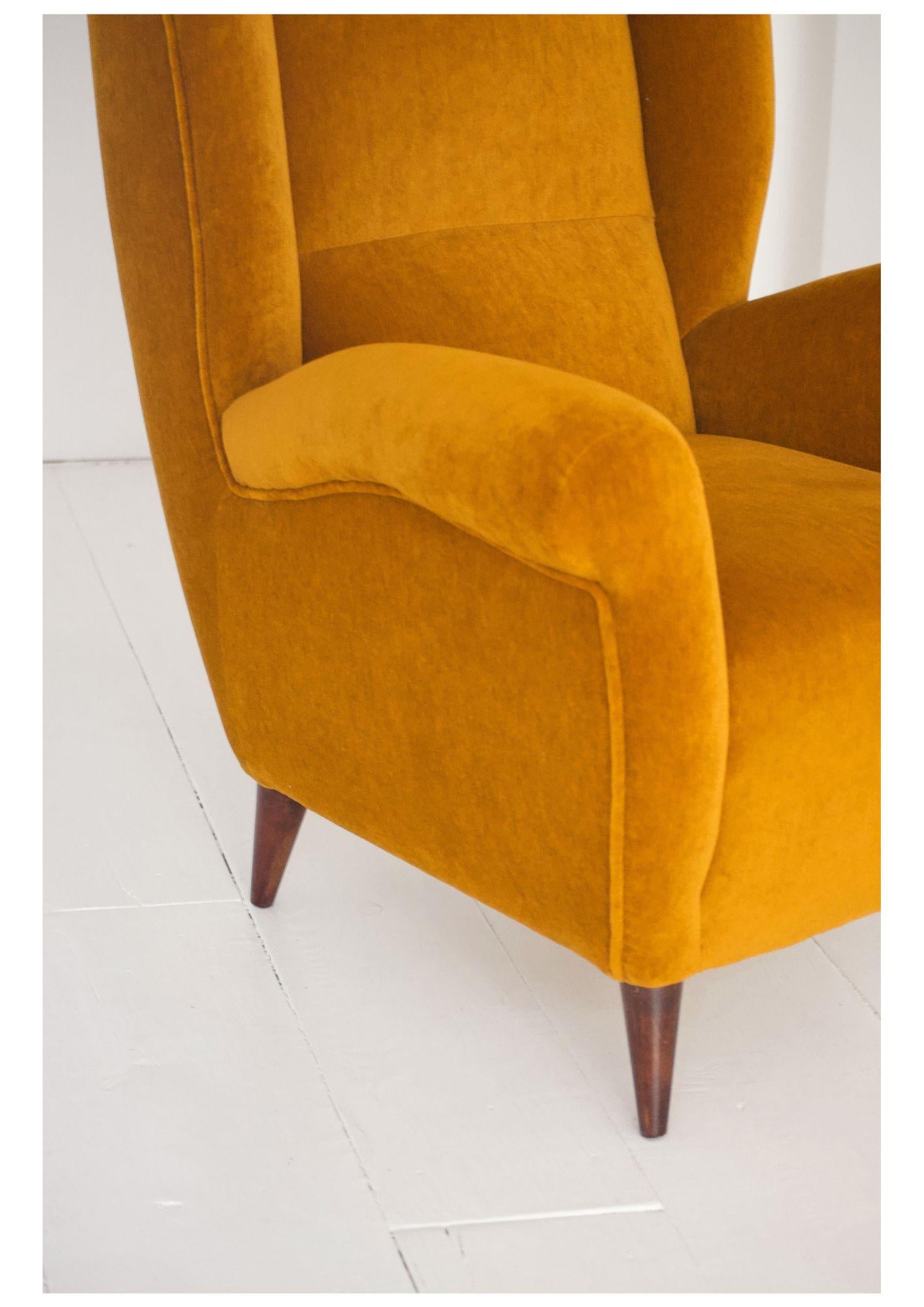 Mid-Century Modern Fauteuils Gio Ponti, circa 1940 - Wood & Mohair Velvet, Certificat inclus en vente