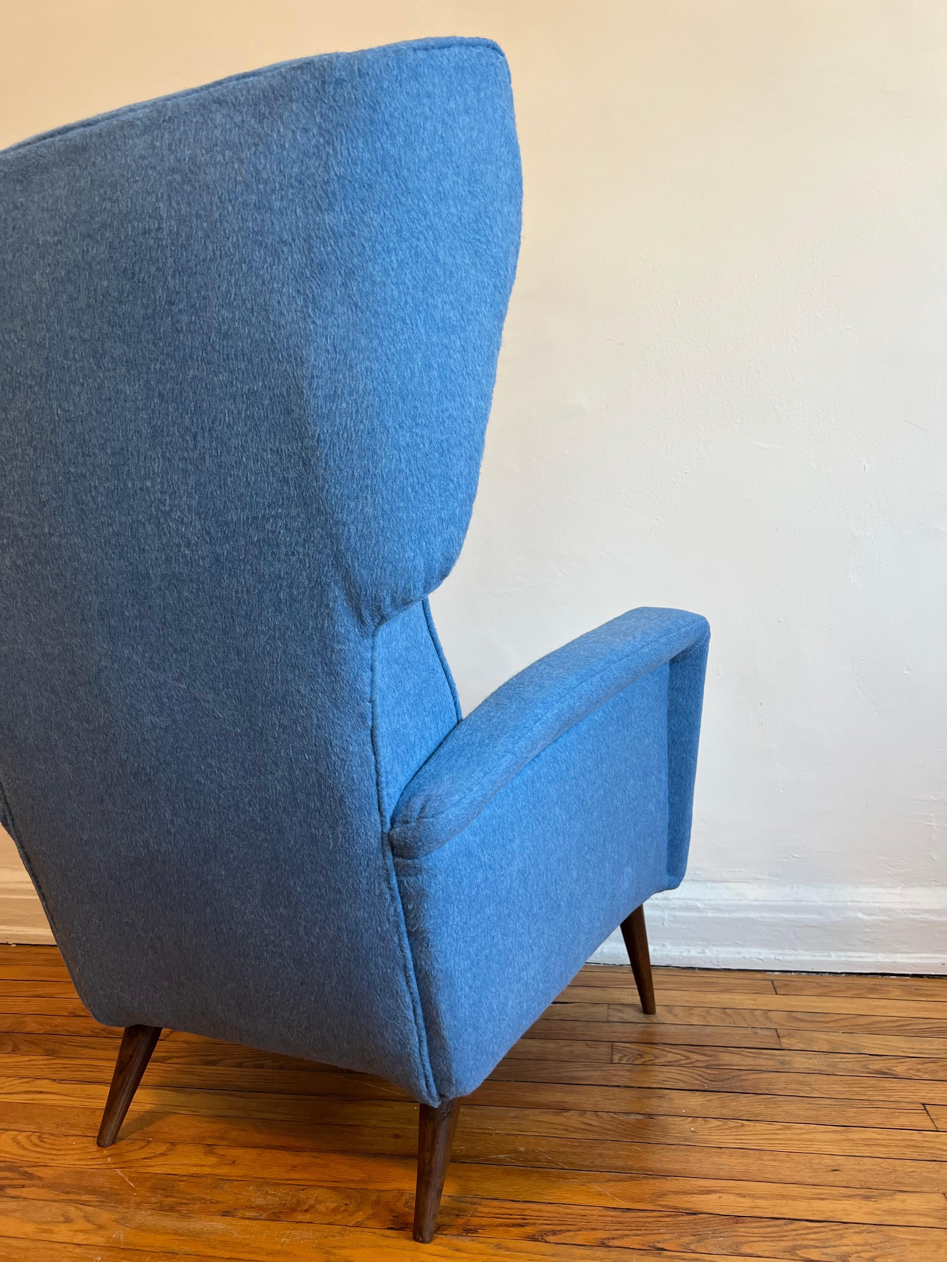 Gio Ponti Armchairs for Hotel Royal by Dassi For Sale 2