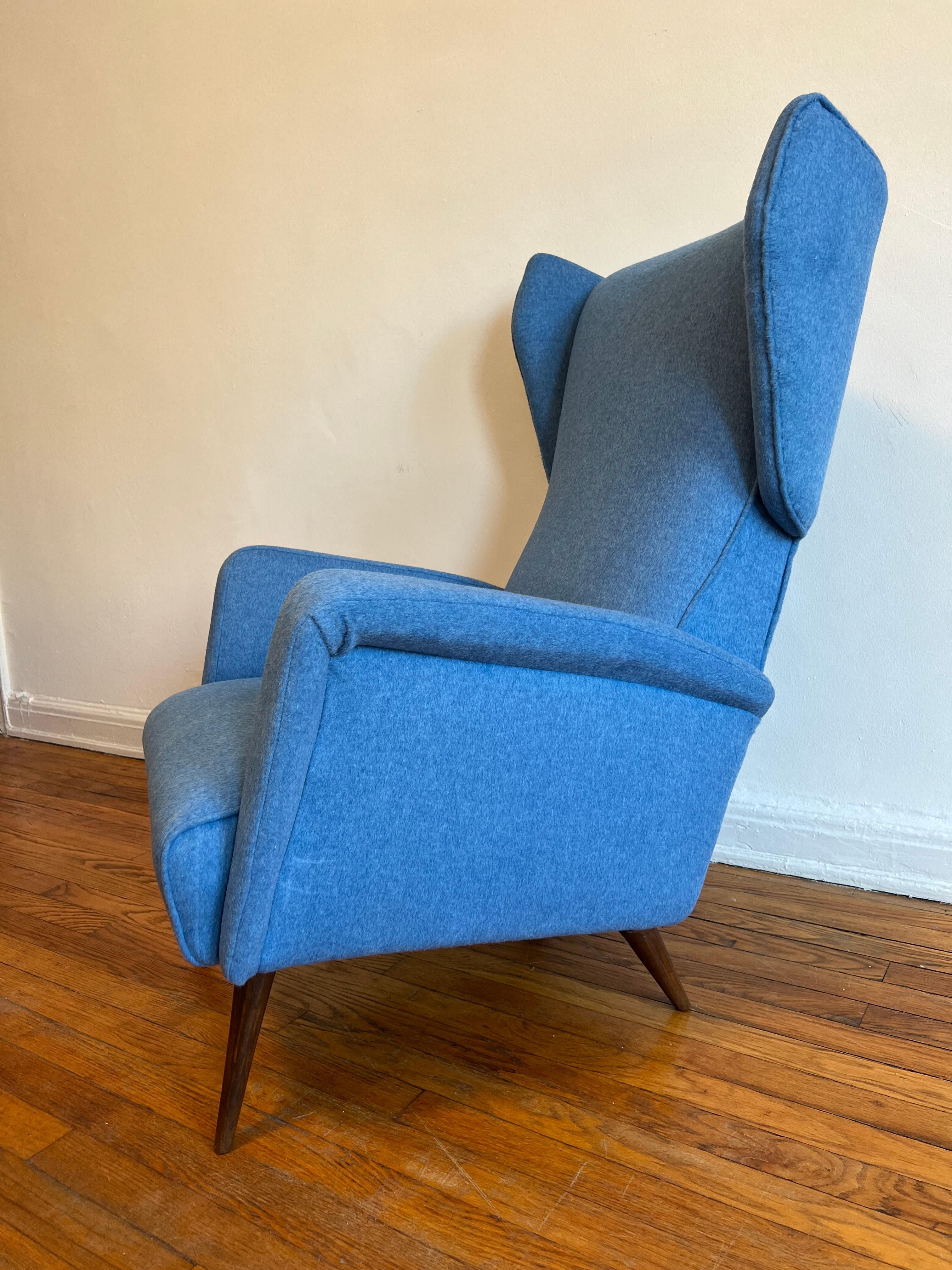 Mid-Century Modern Gio Ponti Armchairs for Hotel Royal by Dassi For Sale
