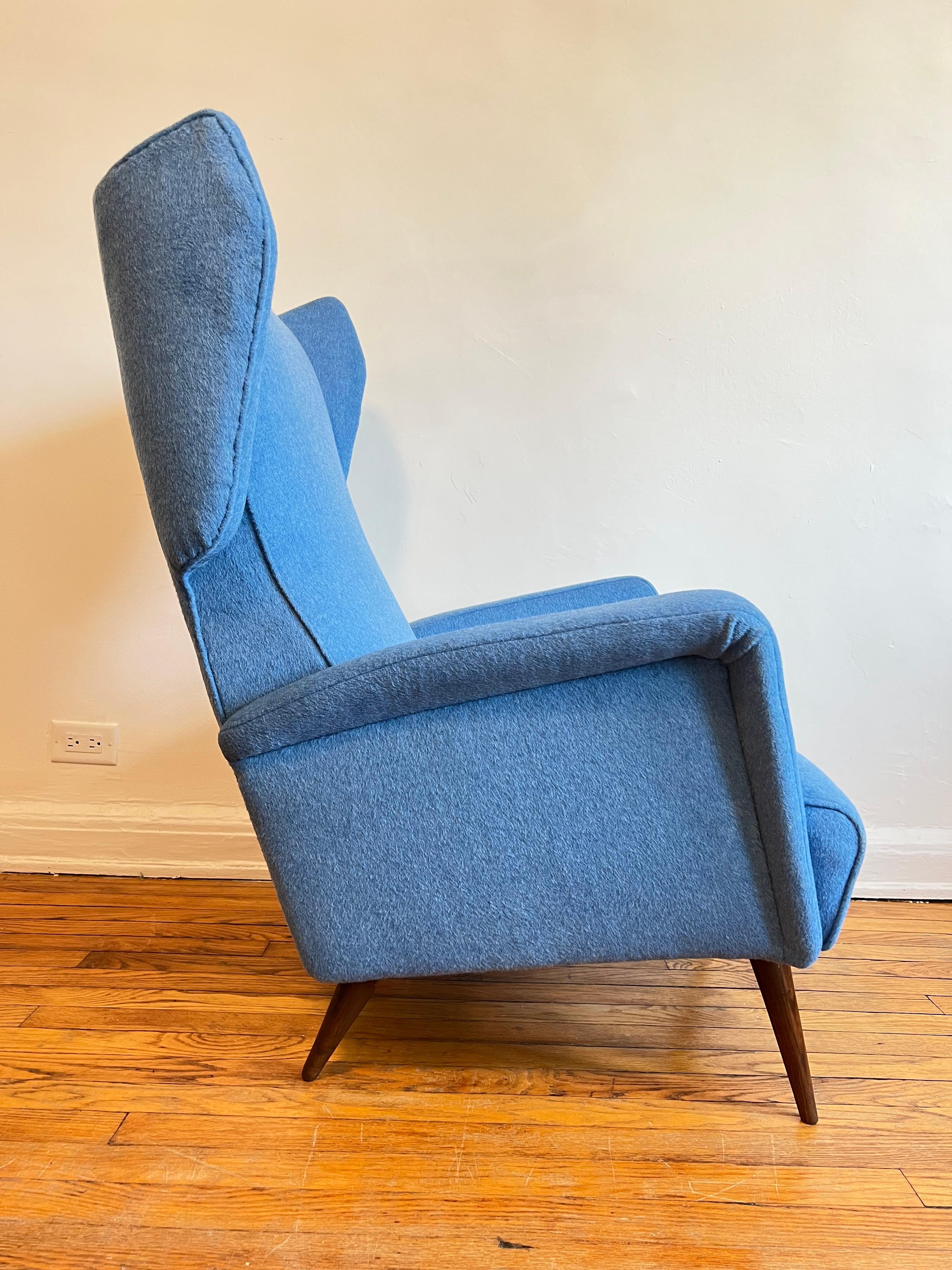 Gio Ponti Armchairs for Hotel Royal by Dassi In Good Condition For Sale In New York, NY