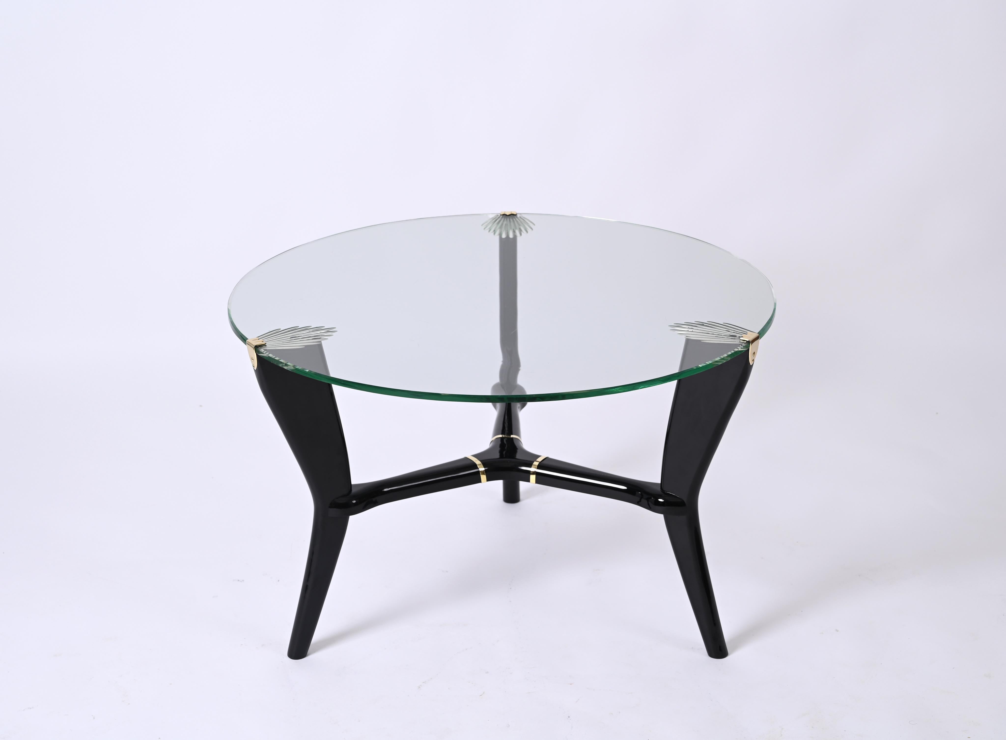 Deco Ebonized Wood and Glass Round Italian Coffee Table, Gio Ponti Style 1940s In Good Condition In Roma, IT