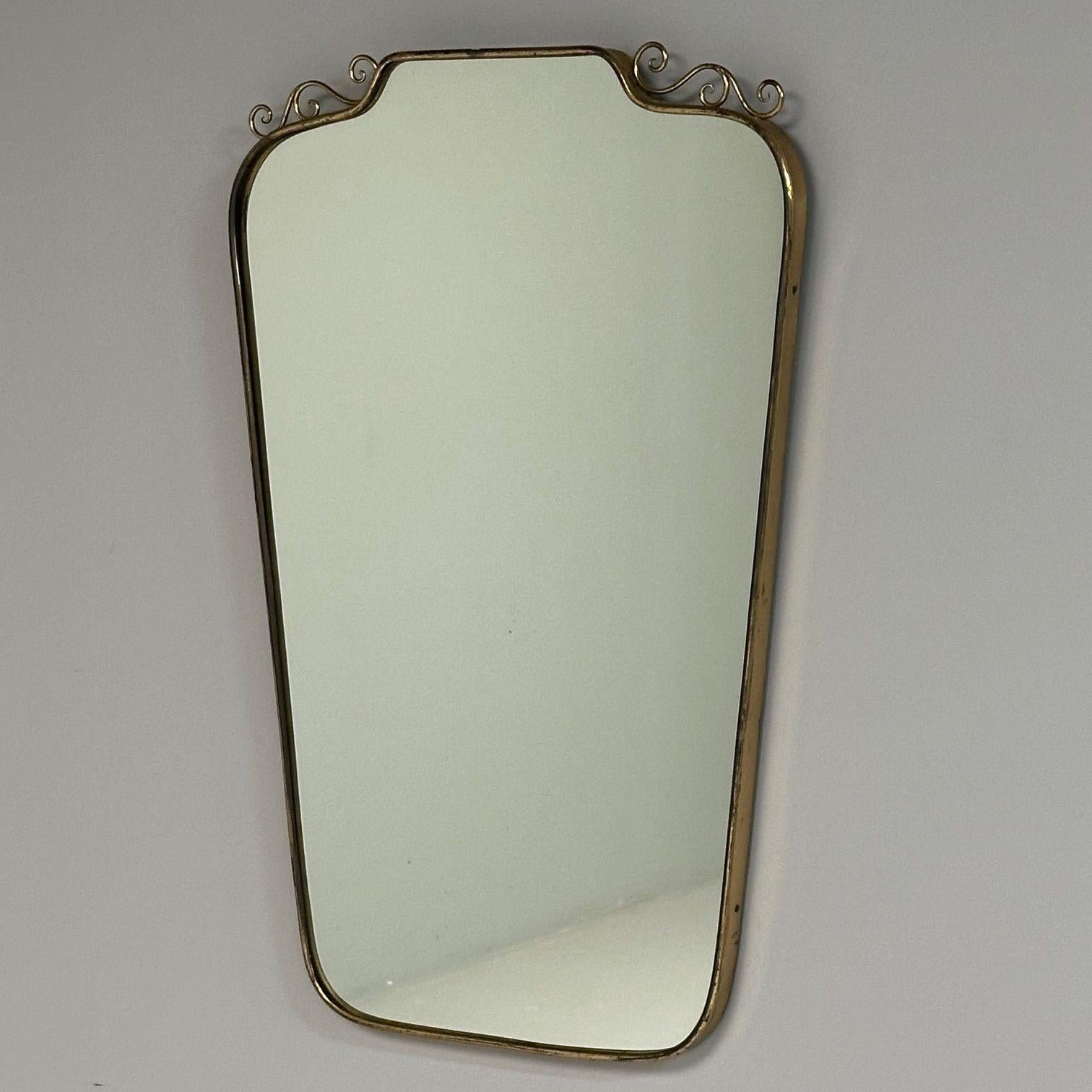 Espejo de pared, estilo Gio Ponti, moderno italiano de mediados de siglo, latón patinado, años 50 Moderno de mediados de siglo en venta